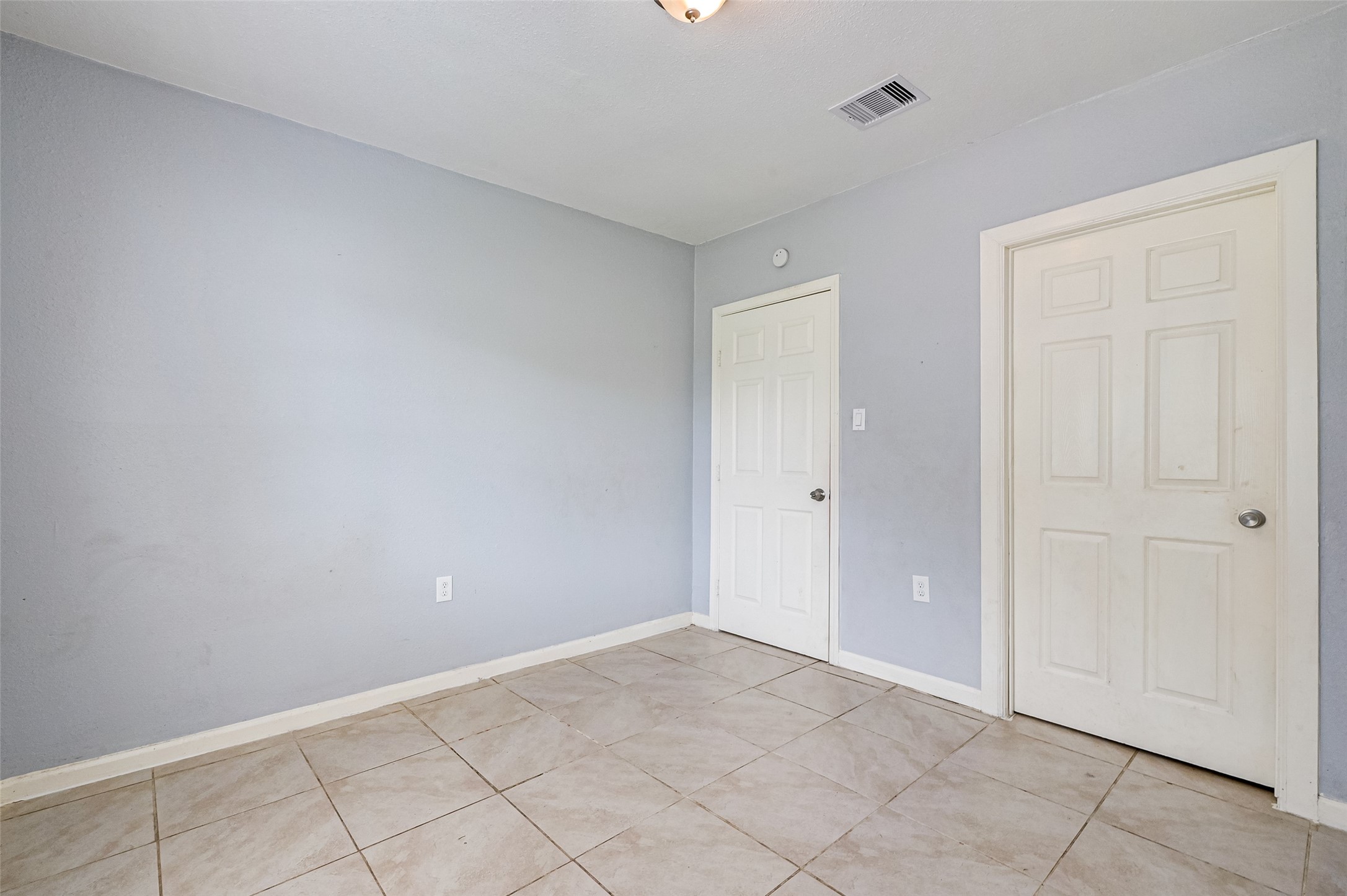 7658 Belbay Street Property Photo 9
