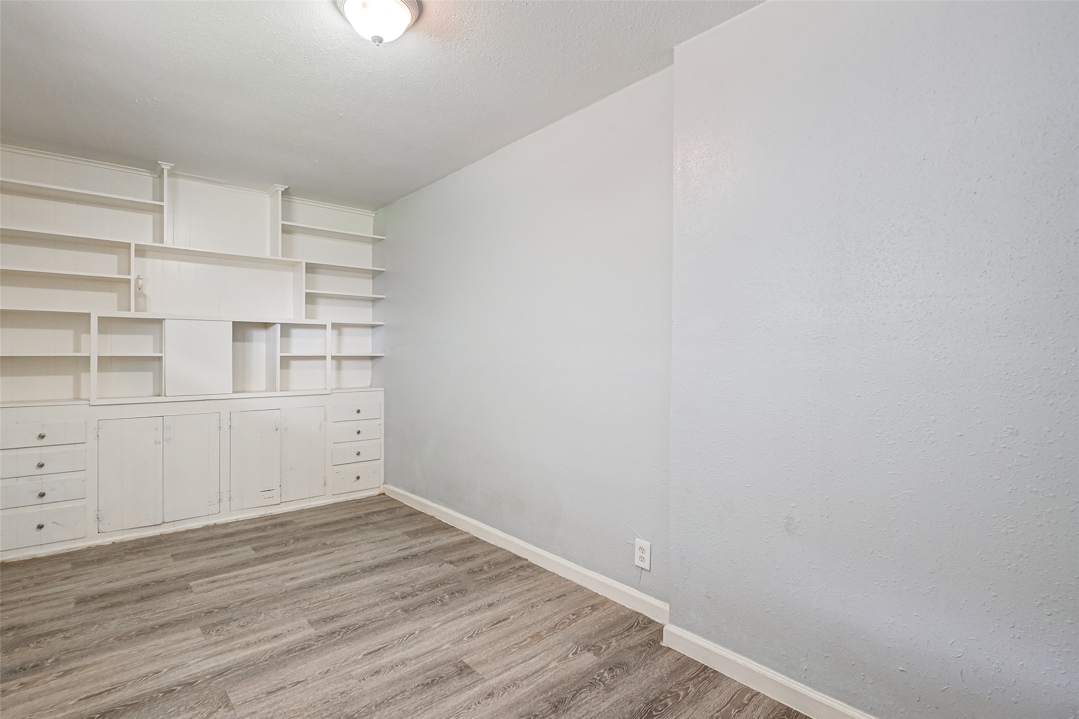 7658 Belbay Street Property Photo 11