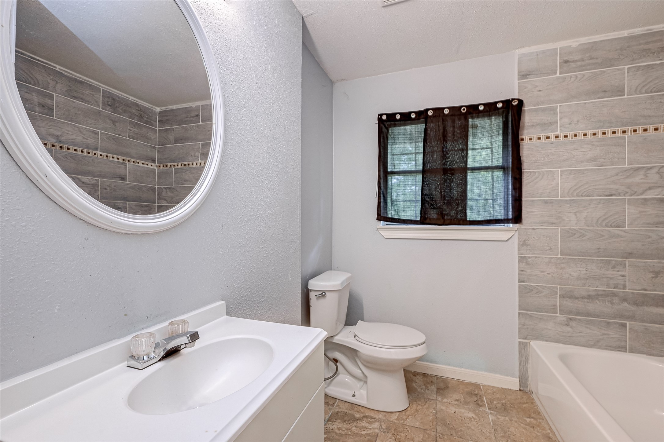 7658 Belbay Street Property Photo 12