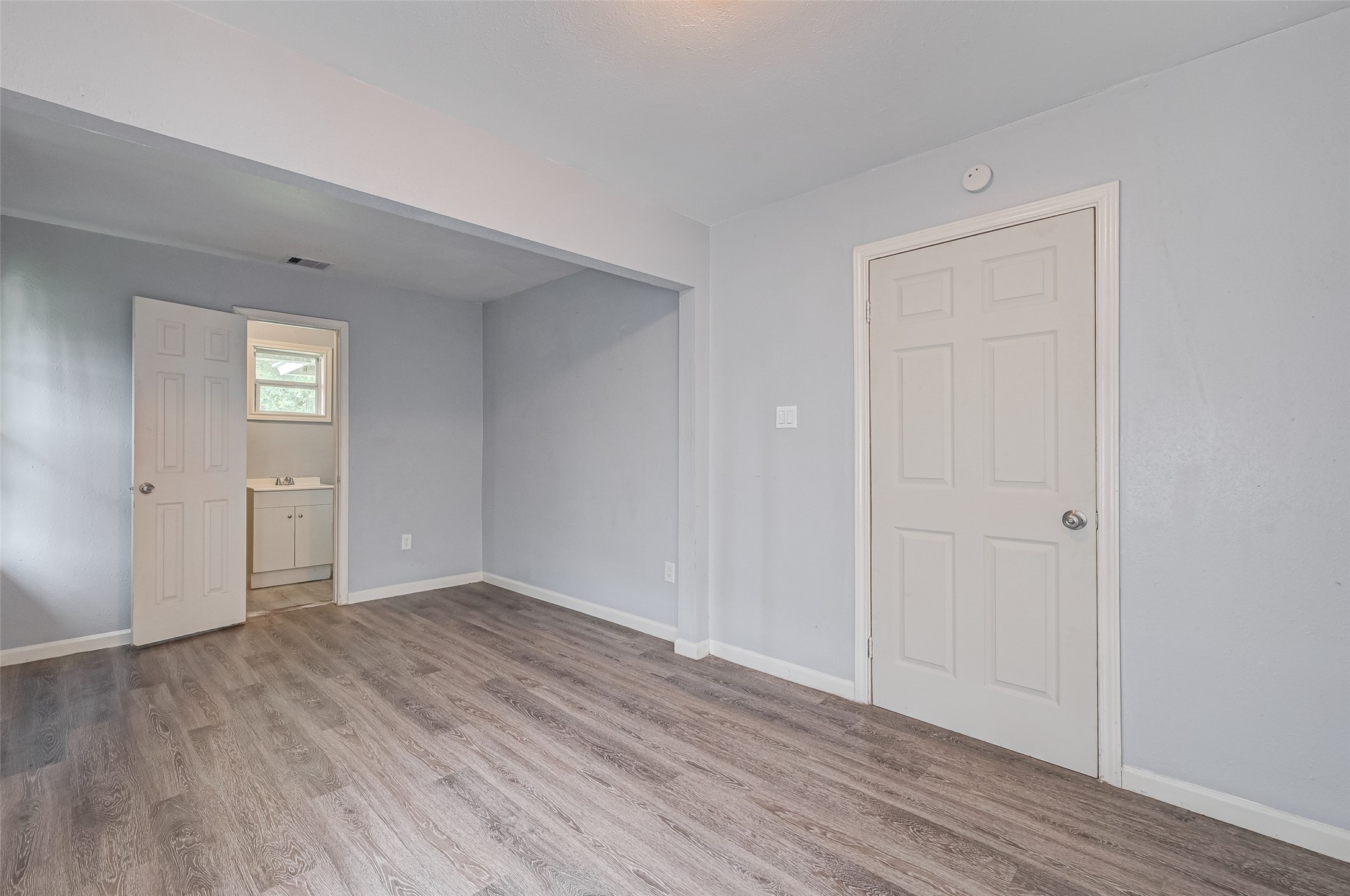 7658 Belbay Street Property Photo 13