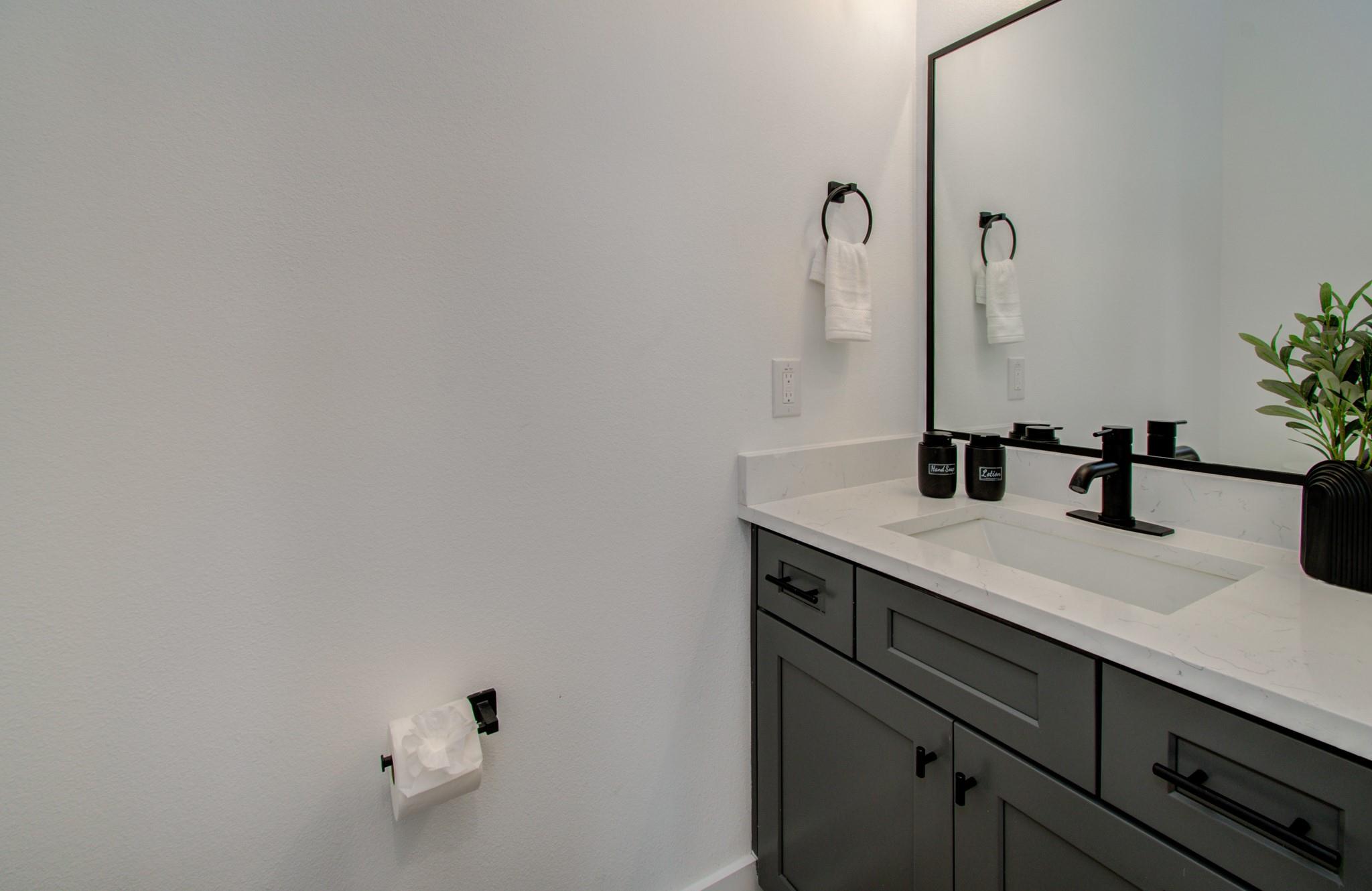1616 Benson Street Property Photo 25