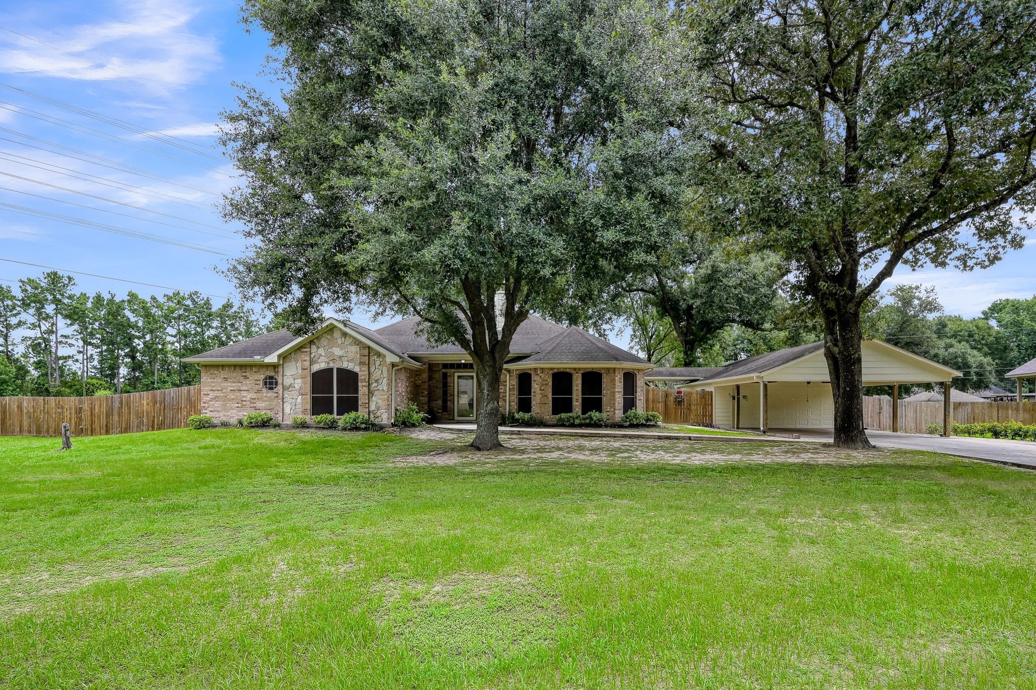20110 Oakwood Court Property Photo 3