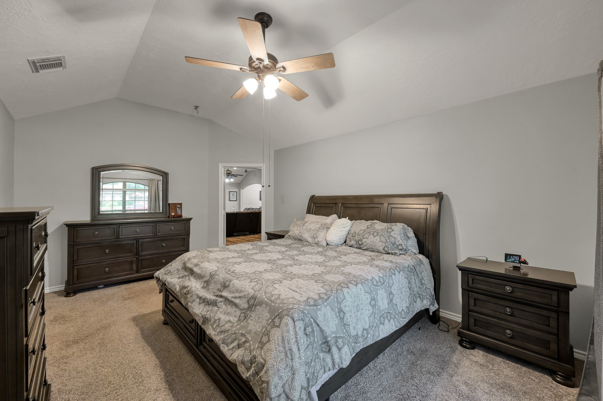 20110 Oakwood Court Property Photo 24