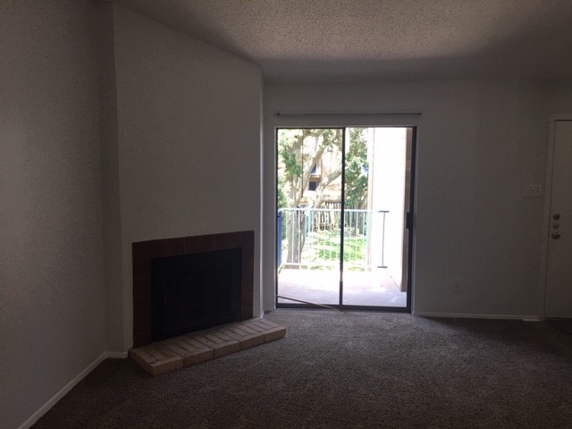 7114 N Holiday Property Photo 3