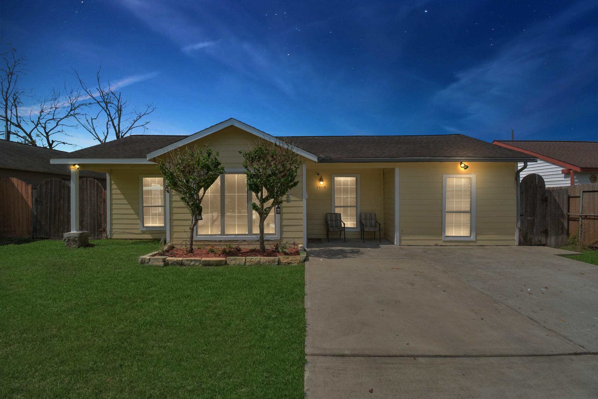 1404 Briarwood Drive Property Photo 1
