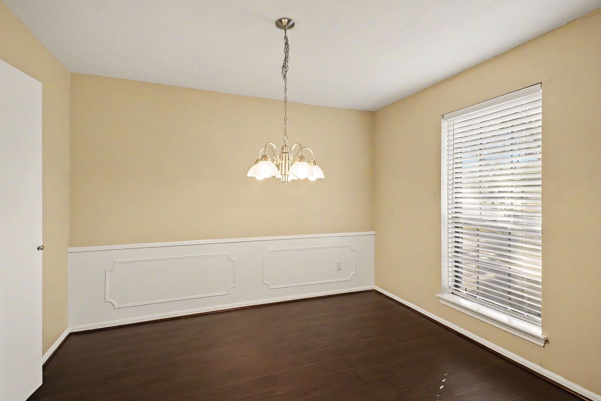13830 Oakwood Lane Property Photo 10
