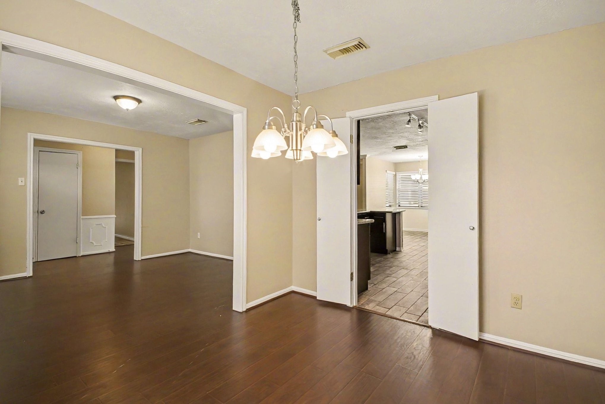 13830 Oakwood Lane Property Photo 12