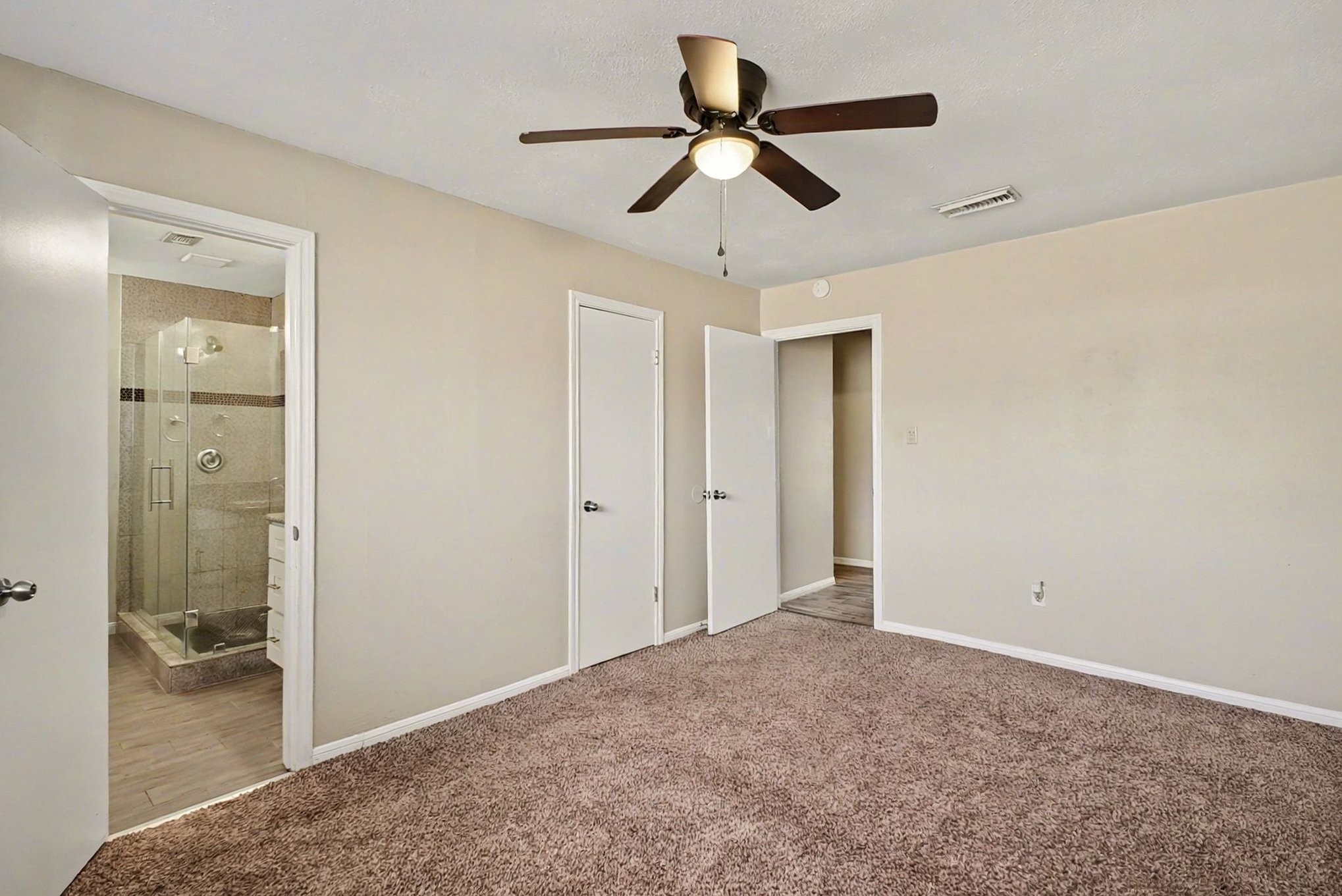 13830 Oakwood Lane Property Photo 16