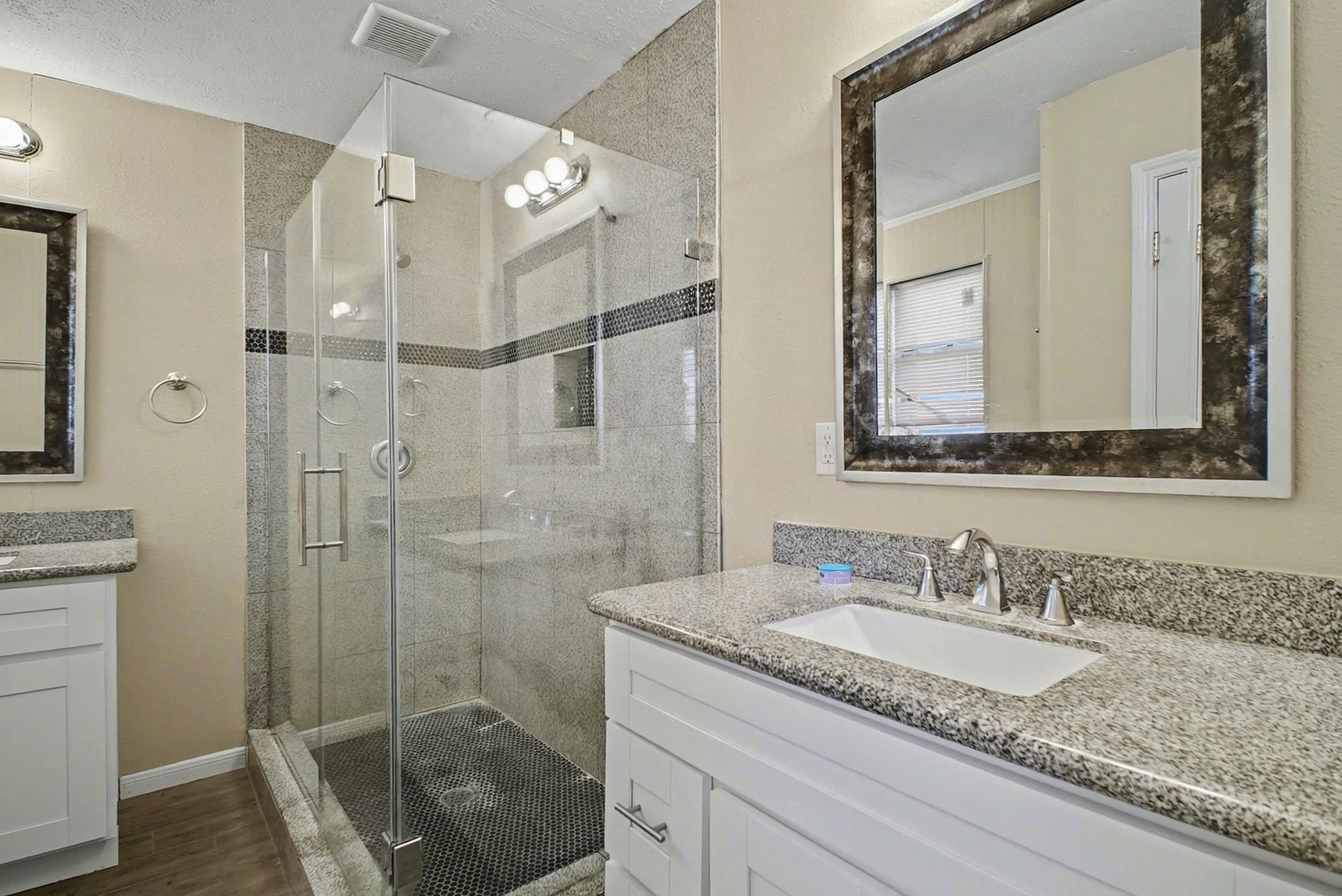 13830 Oakwood Lane Property Photo 18