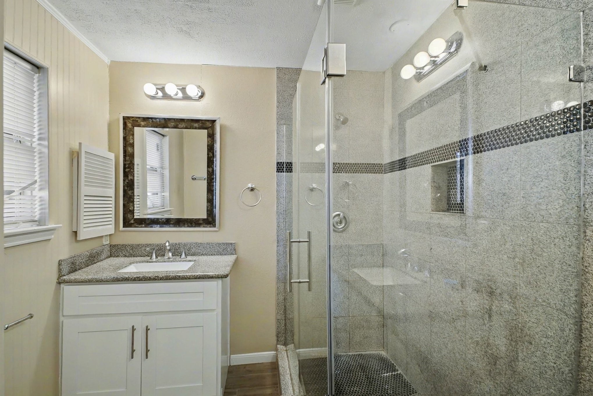 13830 Oakwood Lane Property Photo 24