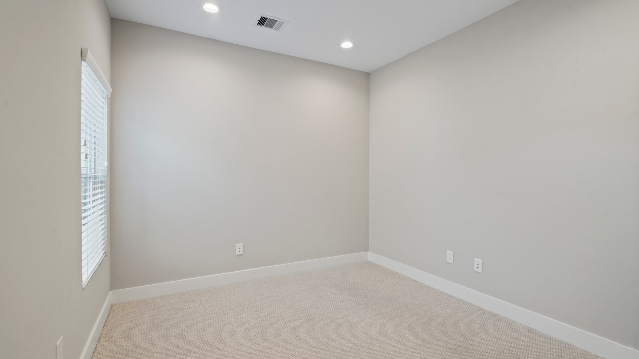 814 Thornton Road F Property Photo 6
