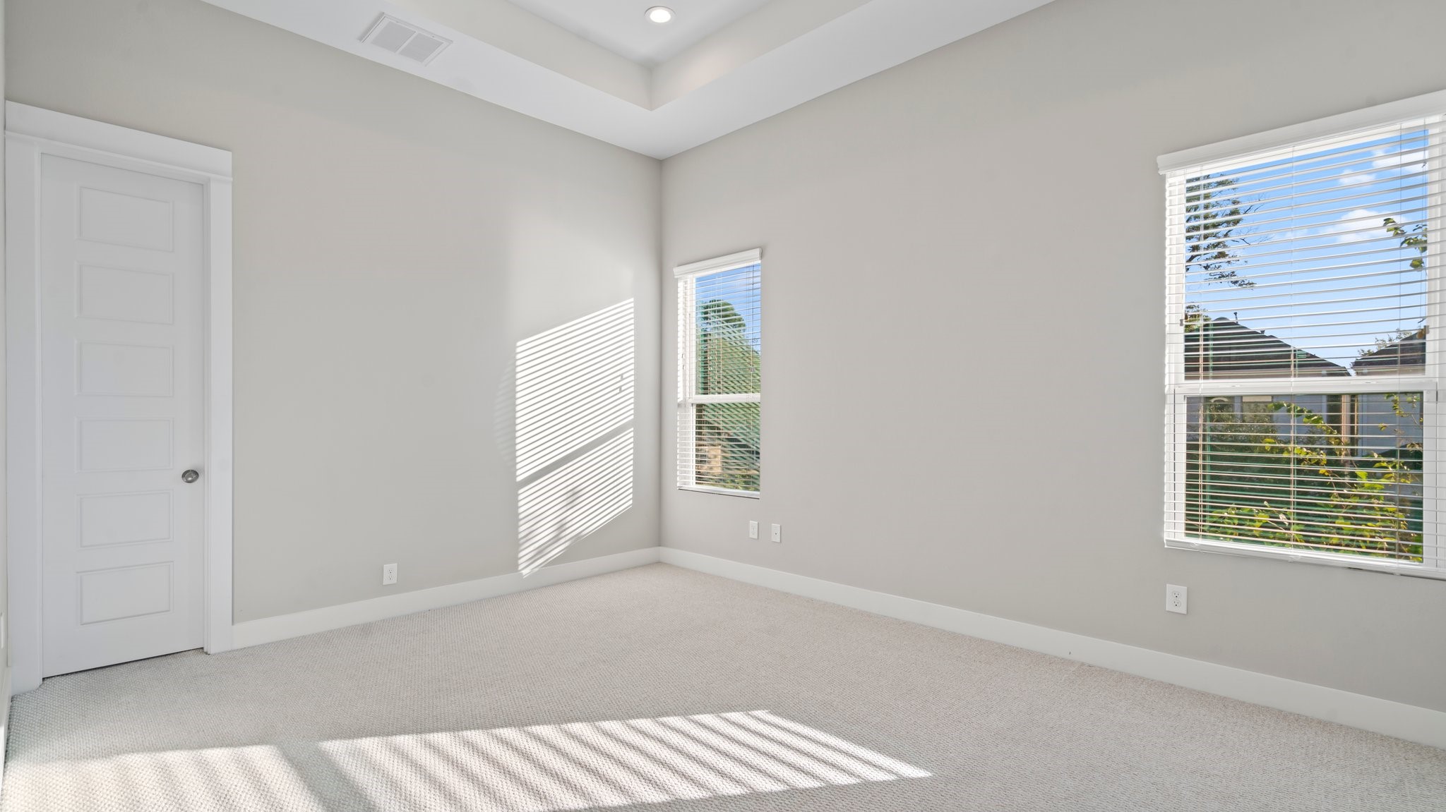 814 Thornton Road F Property Photo 9