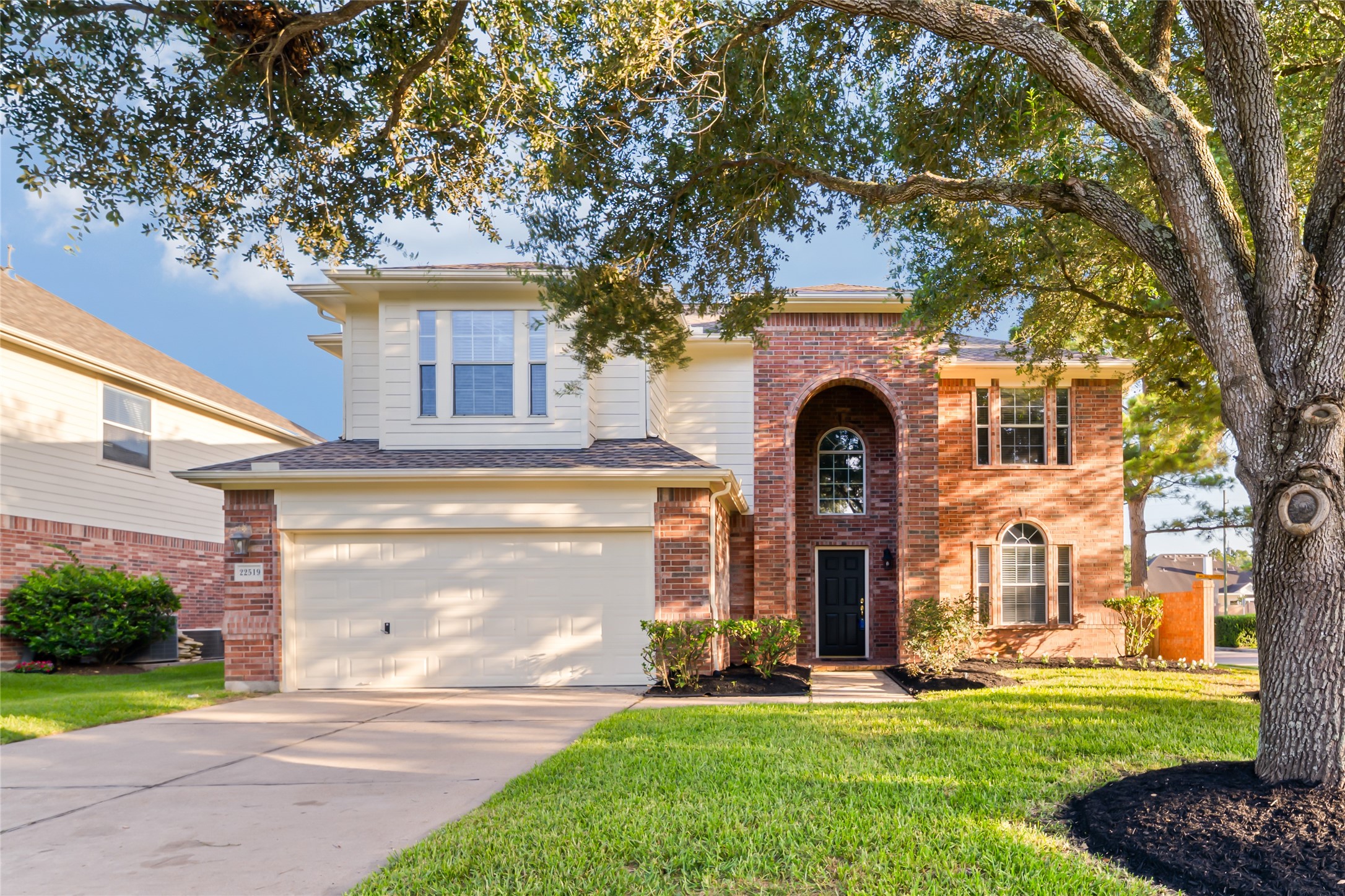 22519 Diamond Shore Court Property Photo 1