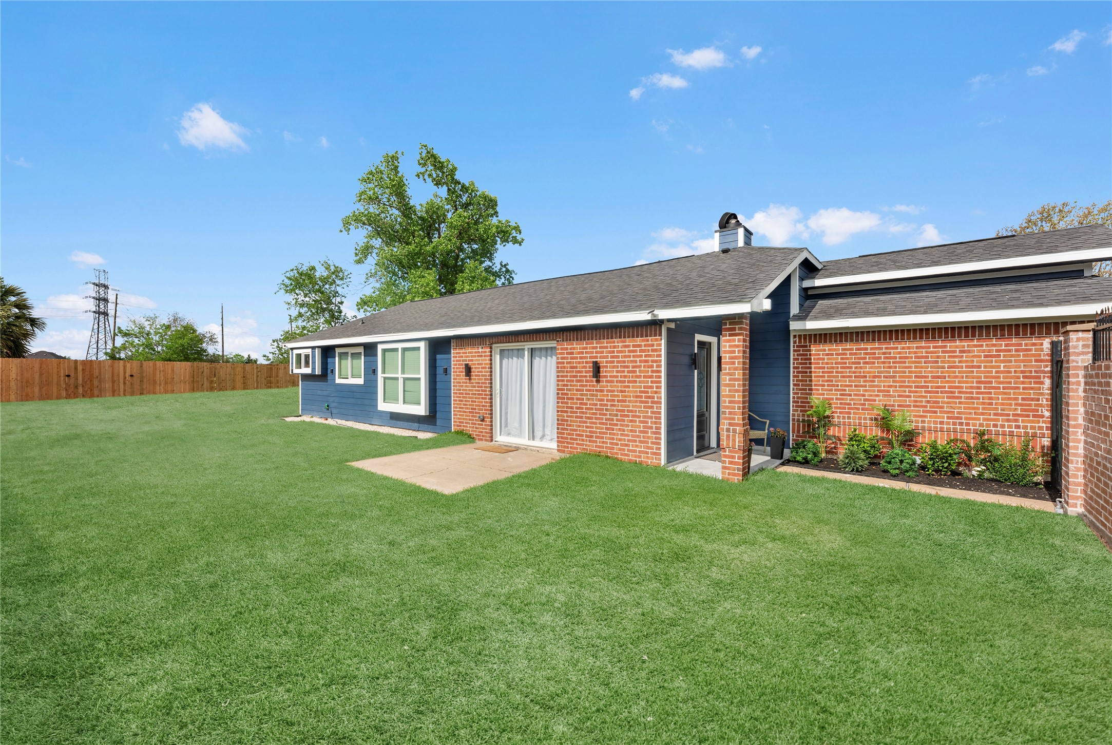 18503 Willow Moss Drive Property Photo 17