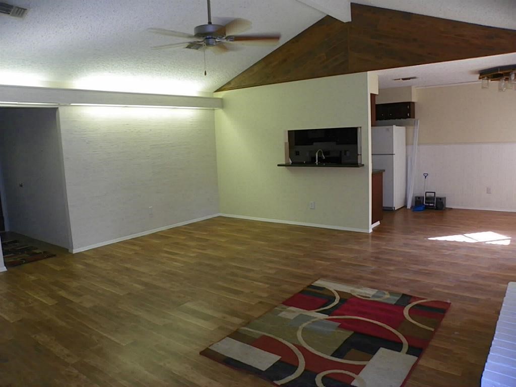 2605 Madison Avenue Property Photo 5