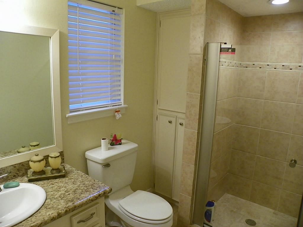 2605 Madison Avenue Property Photo 8