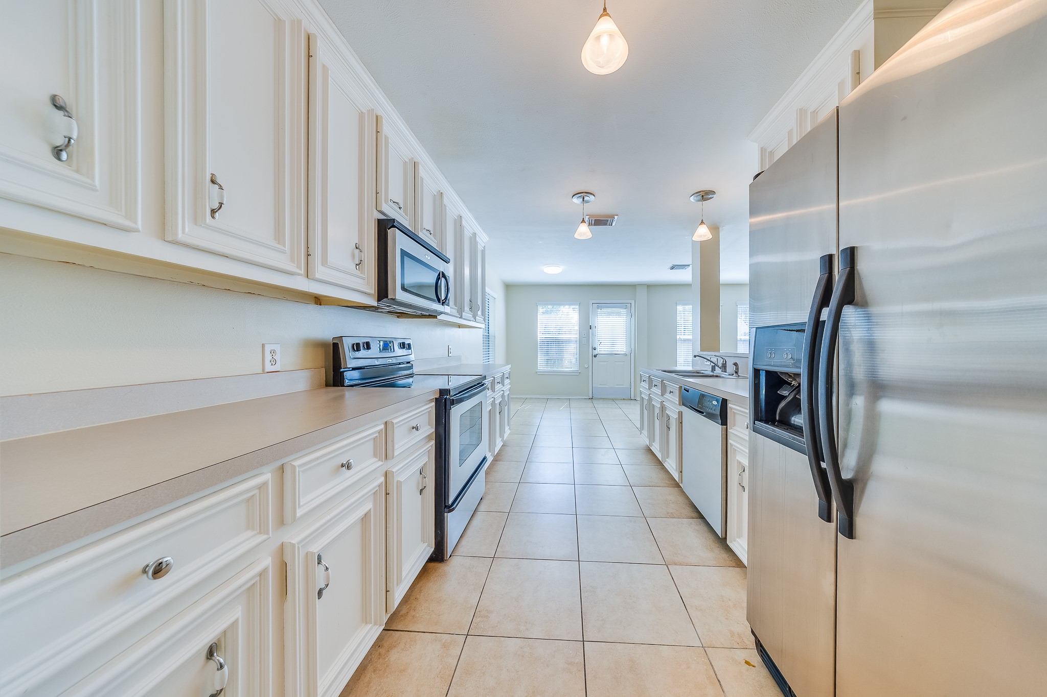 18426 Stark Point Court Property Photo 11