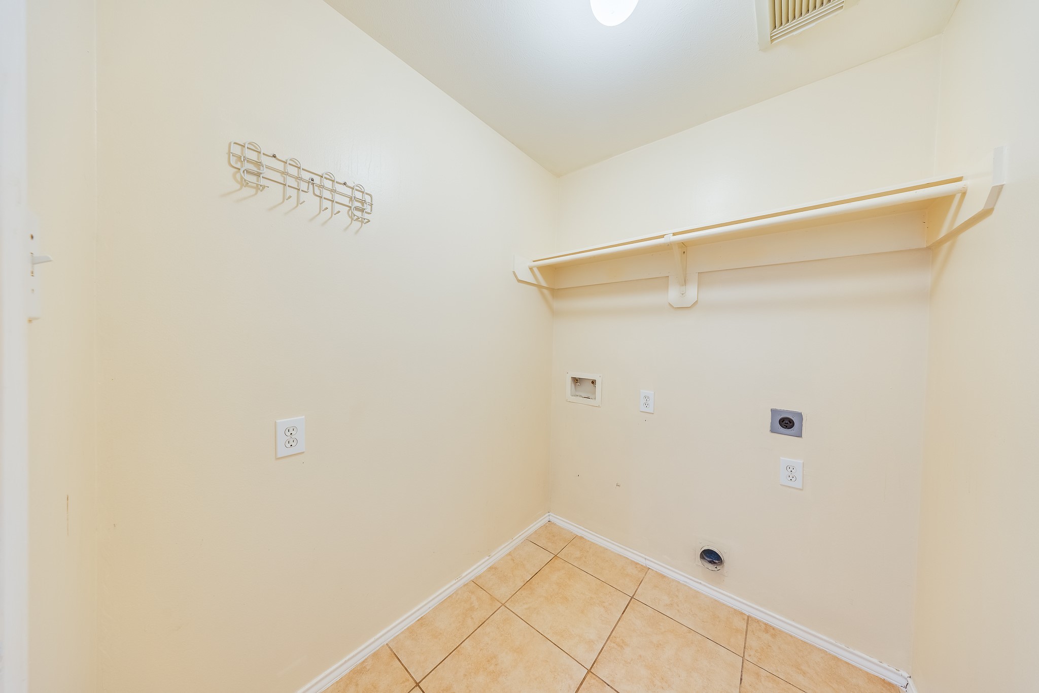 18426 Stark Point Court Property Photo 25