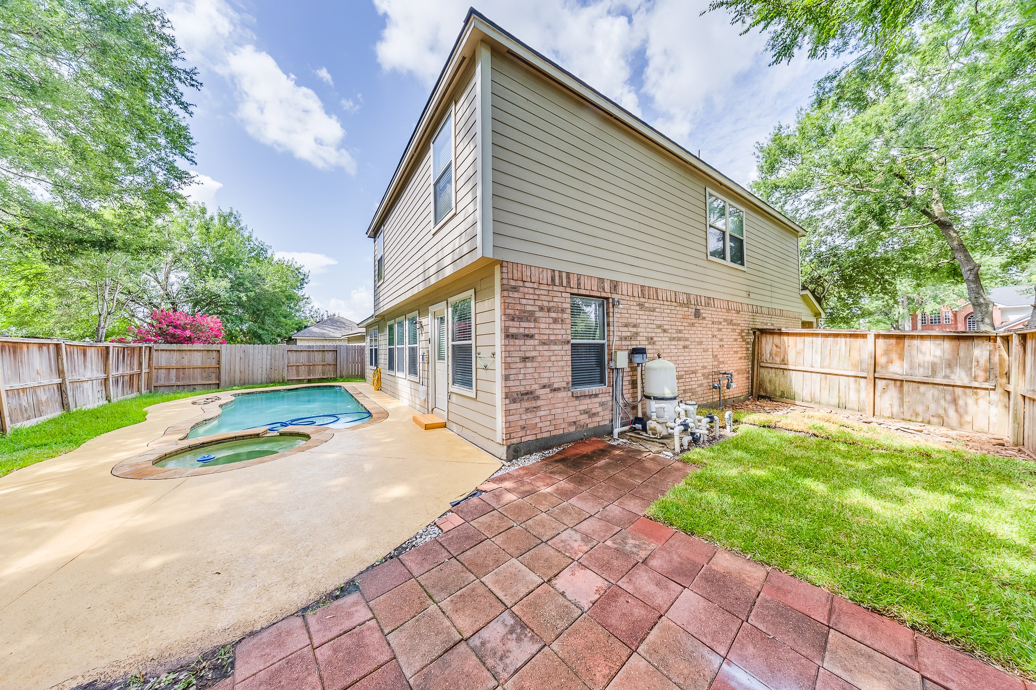 18426 Stark Point Court Property Photo 27