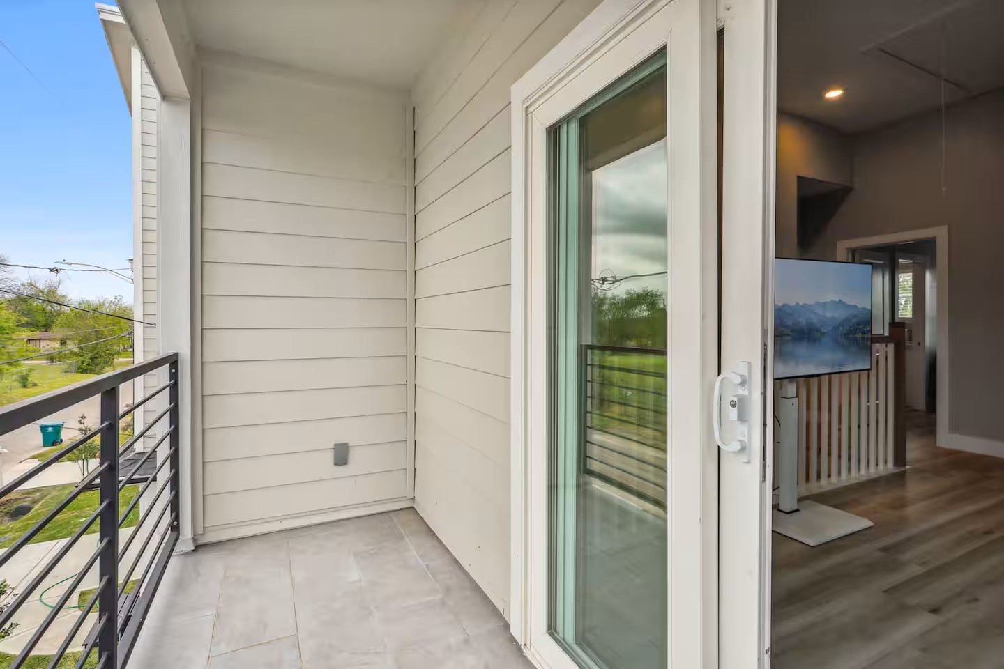 2502 Sam Wilson Street Property Photo 5