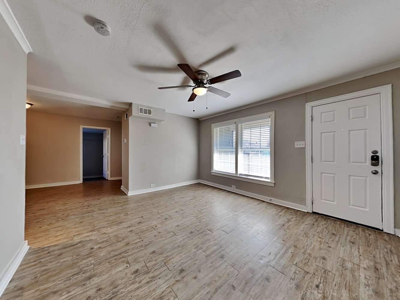 403 E Standifer Street A Property Photo 4