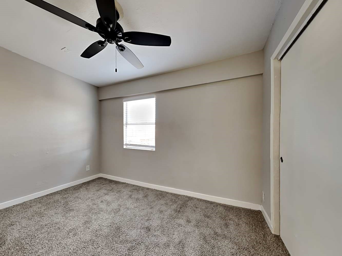 403 E Standifer Street A Property Photo 8