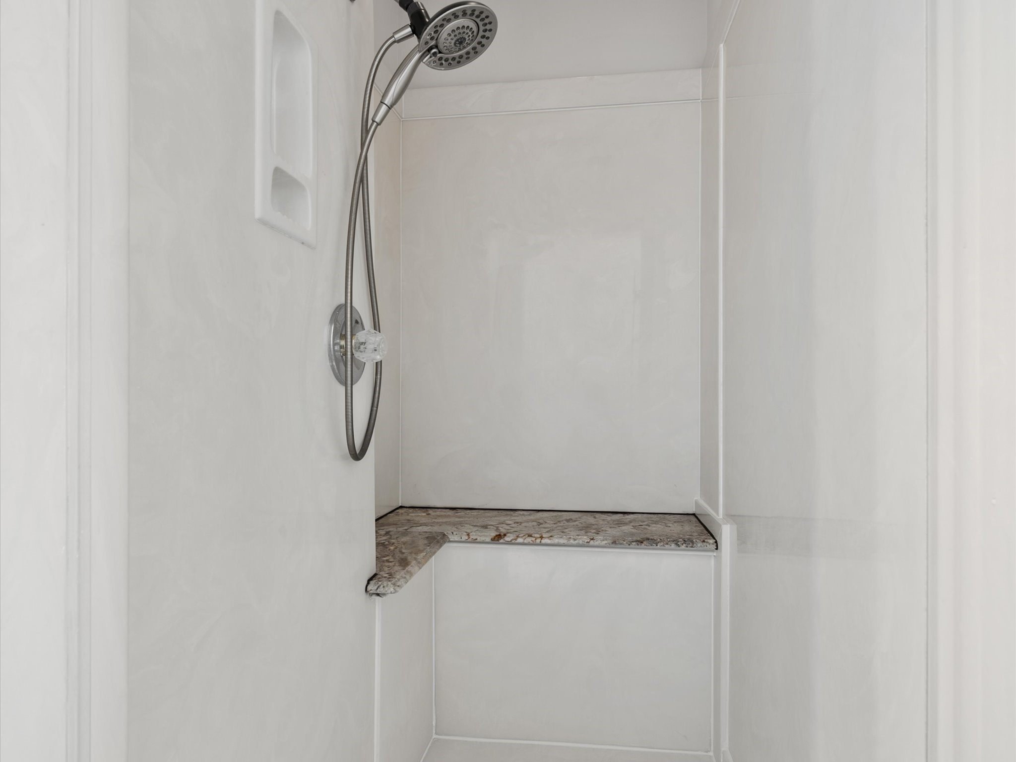 993 Sandy Court Property Photo 18
