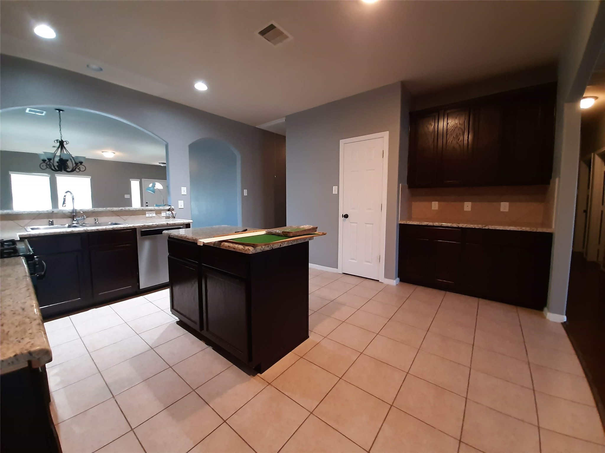 23322 E Pine Ivy Lane Property Photo 13
