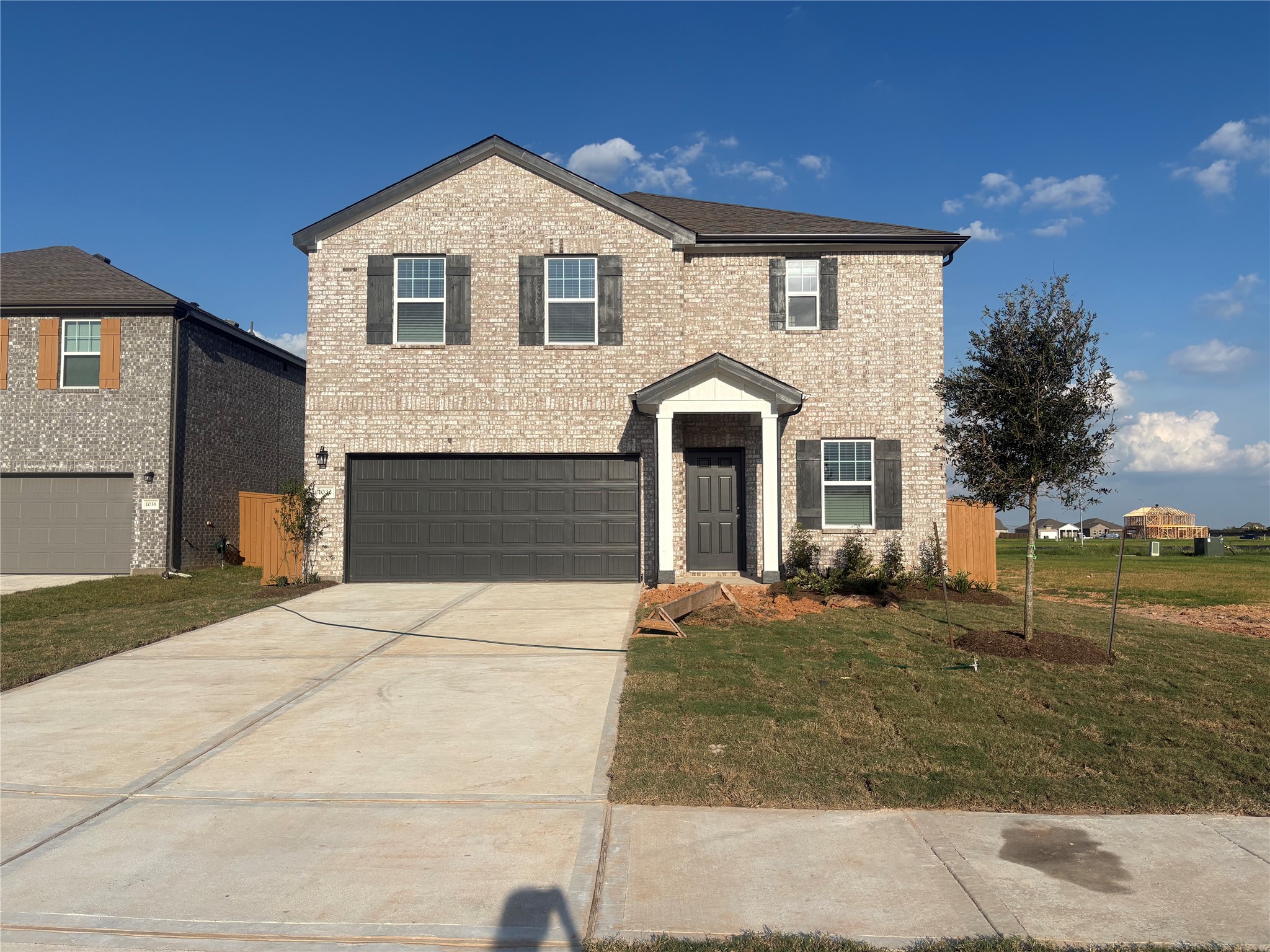 1032 Sunlit Circle Property Photo 1