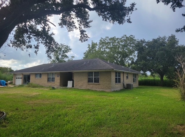 8002 County Road 172 Property Photo 3