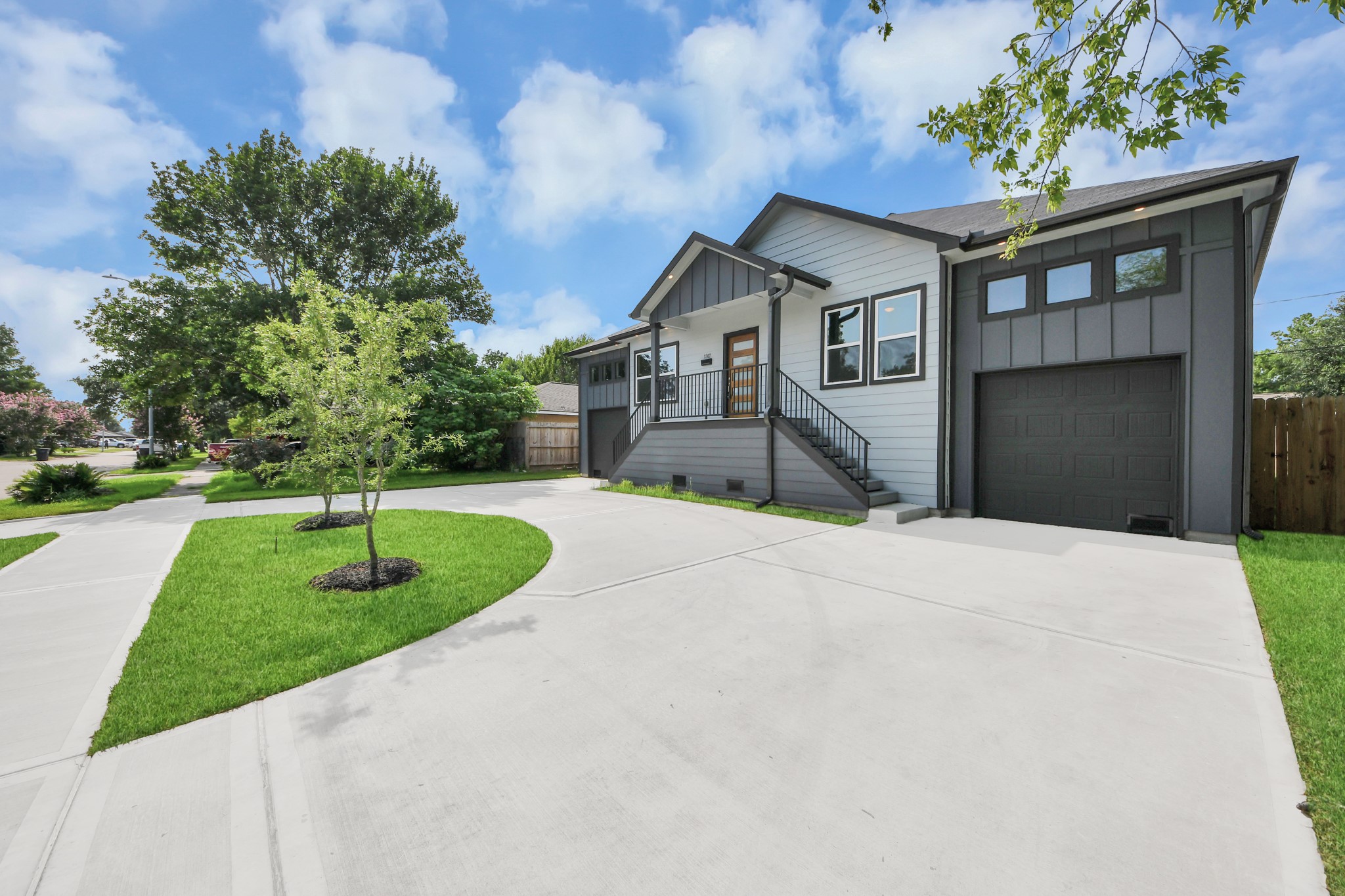 1307 Laskey Street Property Photo 9