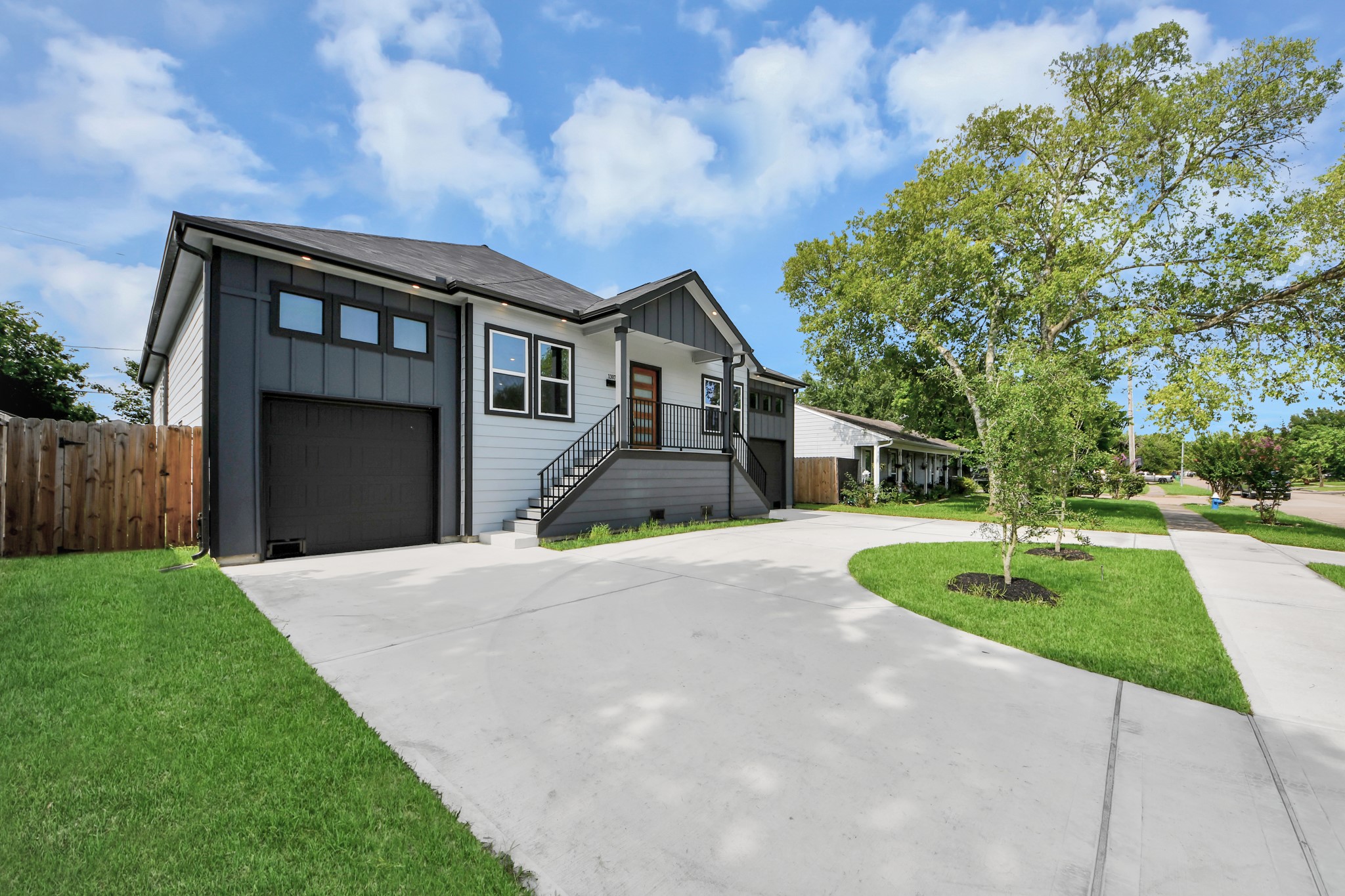 1307 Laskey Street Property Photo 10
