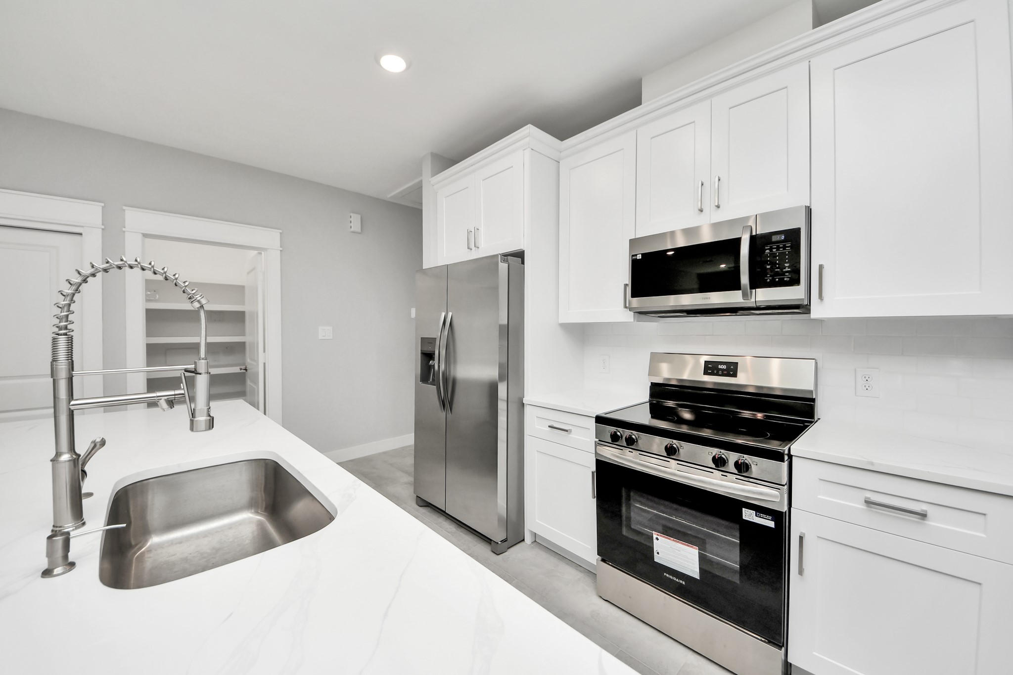 1307 Laskey Street Property Photo 20