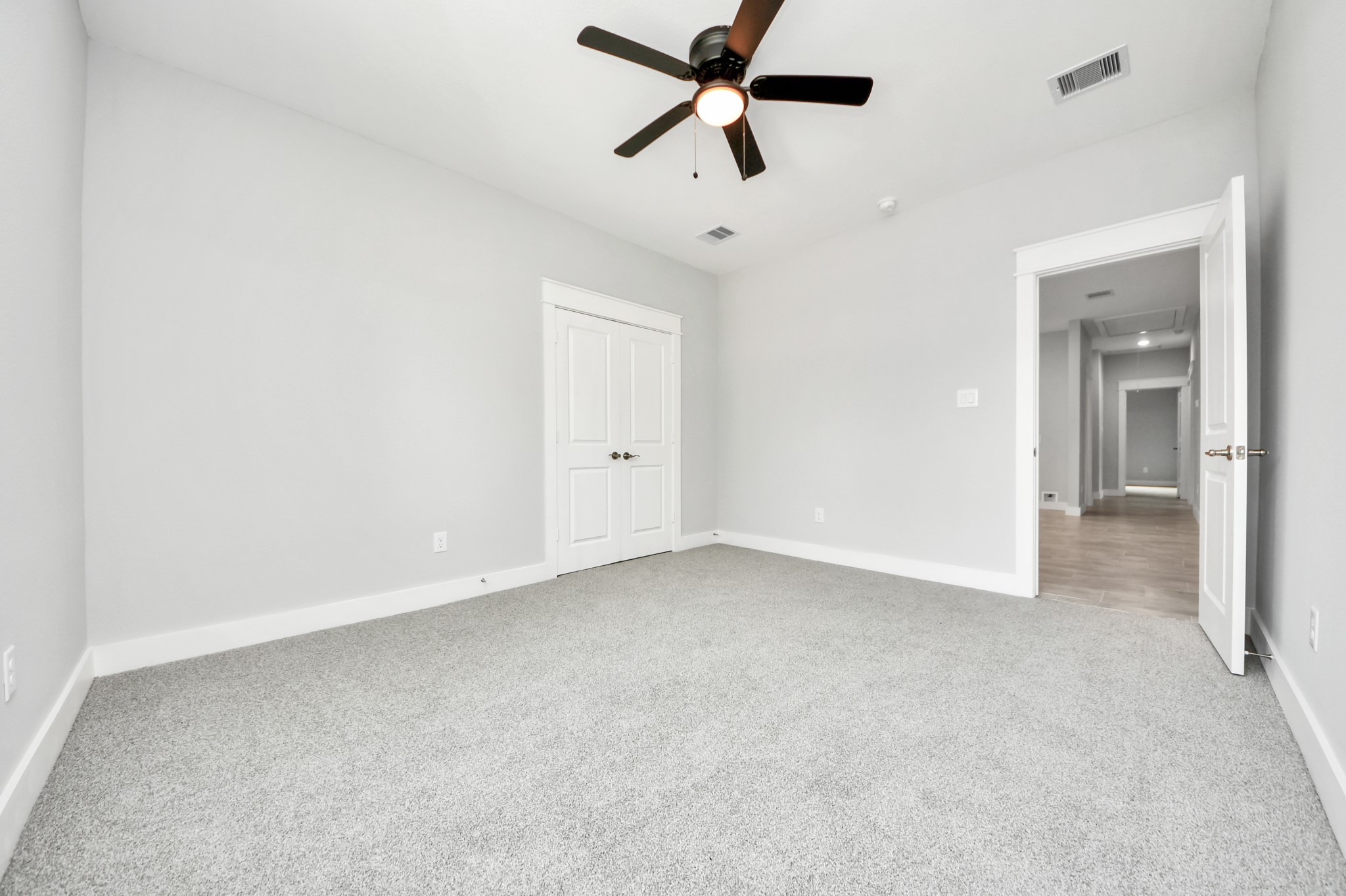 1307 Laskey Street Property Photo 27