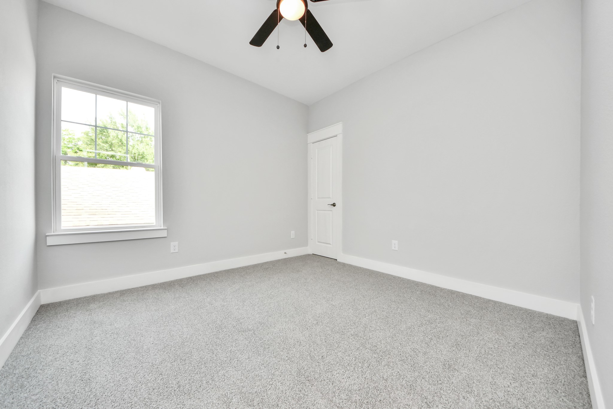 1307 Laskey Street Property Photo 31