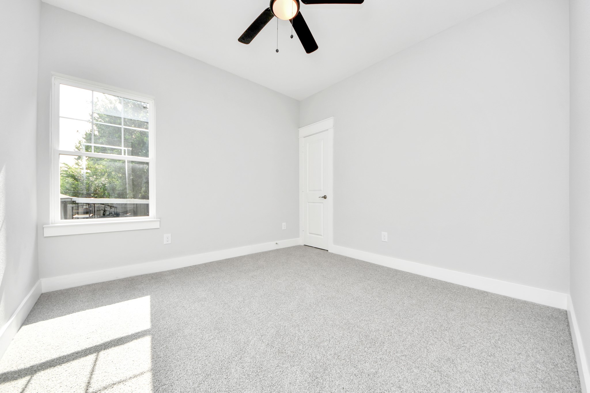 1307 Laskey Street Property Photo 40