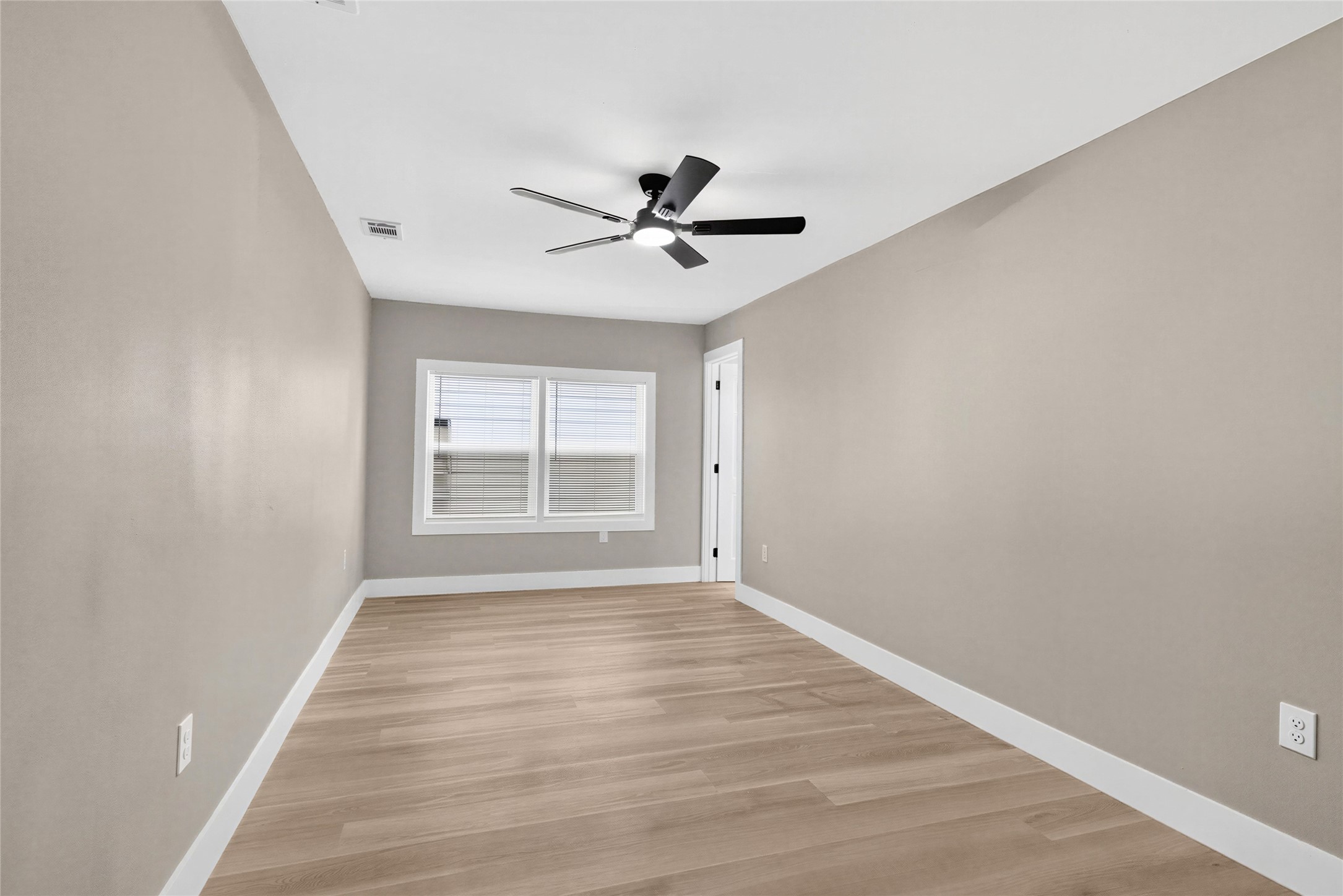 6909 Anderson Street Property Photo 14