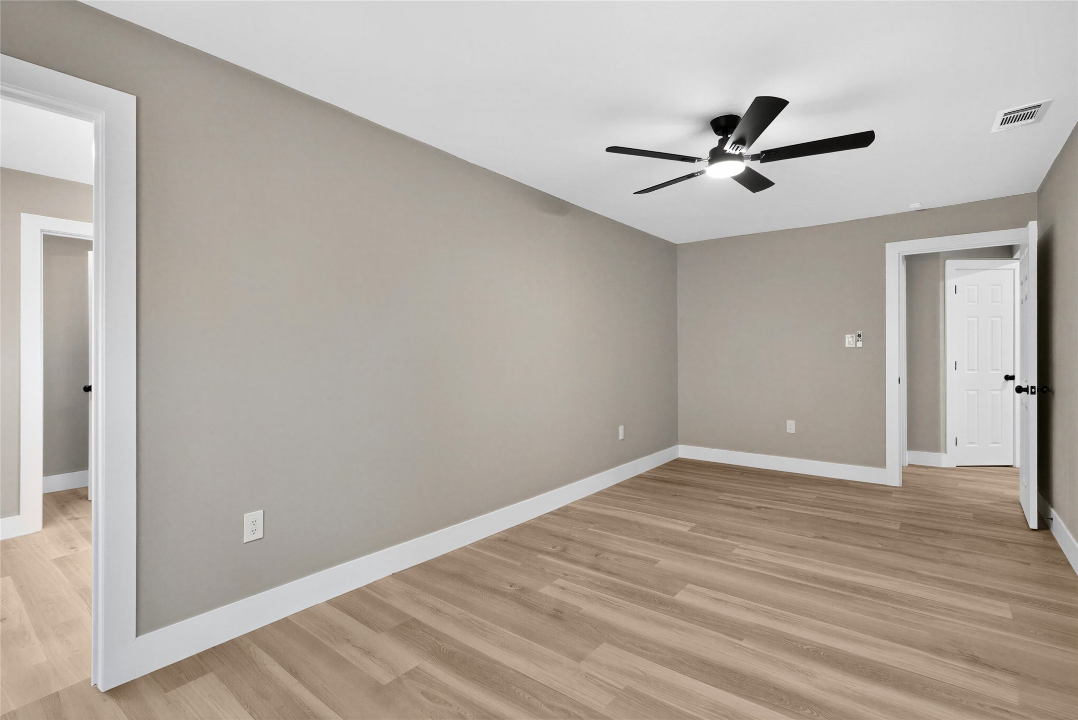 6909 Anderson Street Property Photo 15