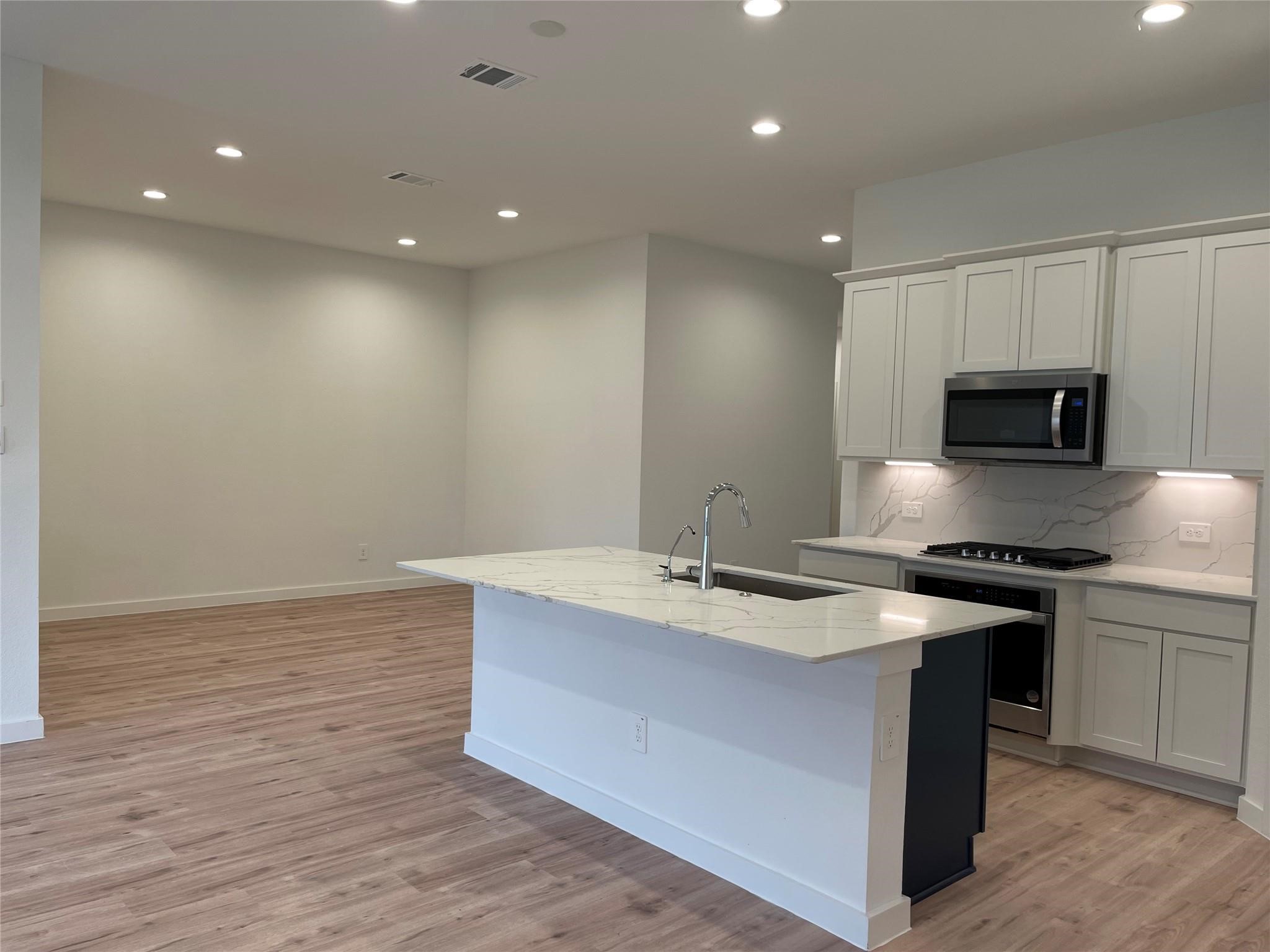 4518 Trapani Porta Way Property Photo 4