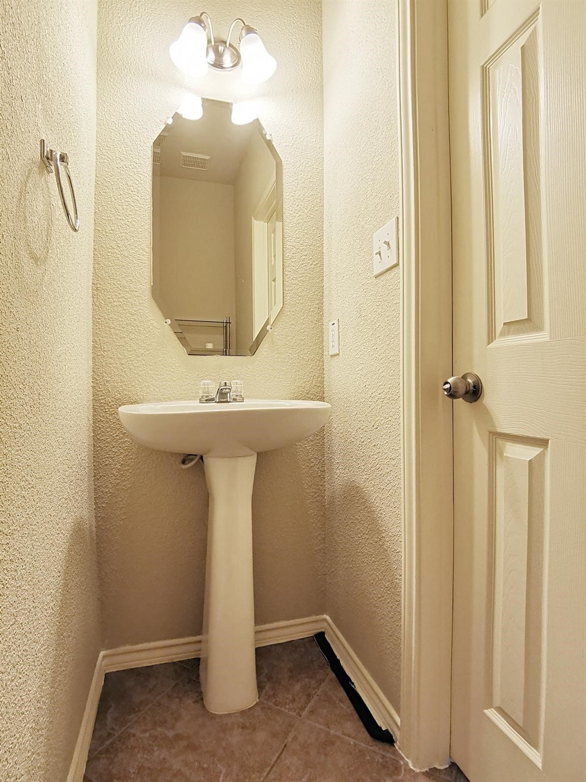 3527 Hera Drive Property Photo 16