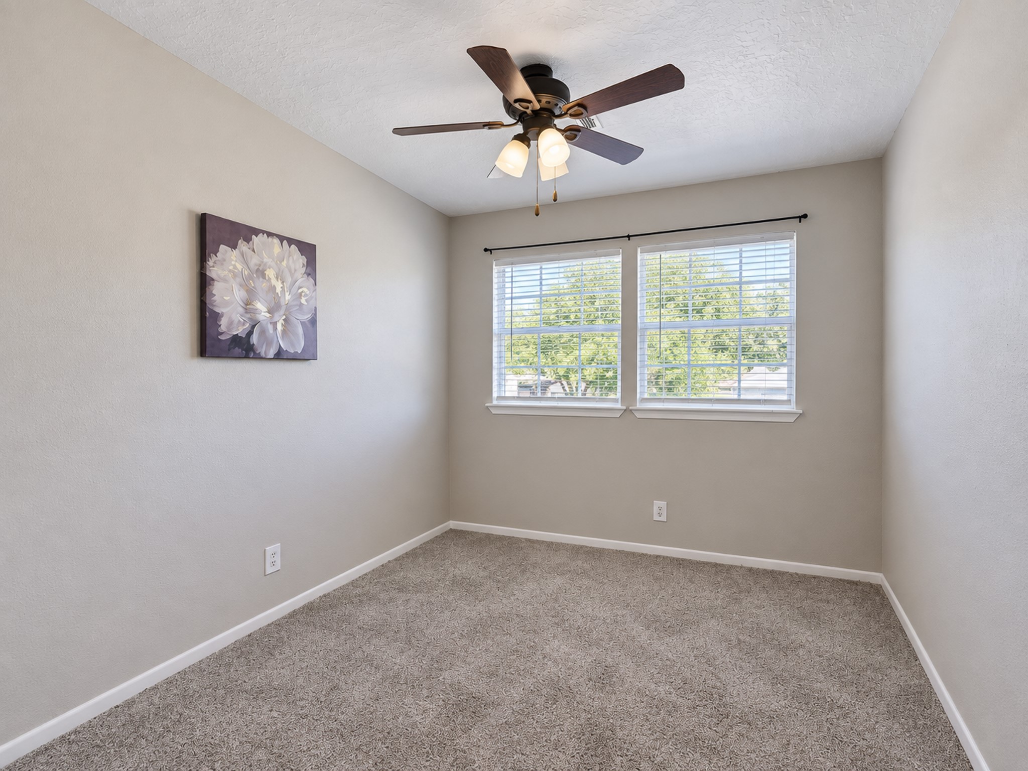 3107 Edgewood Drive Property Photo 16