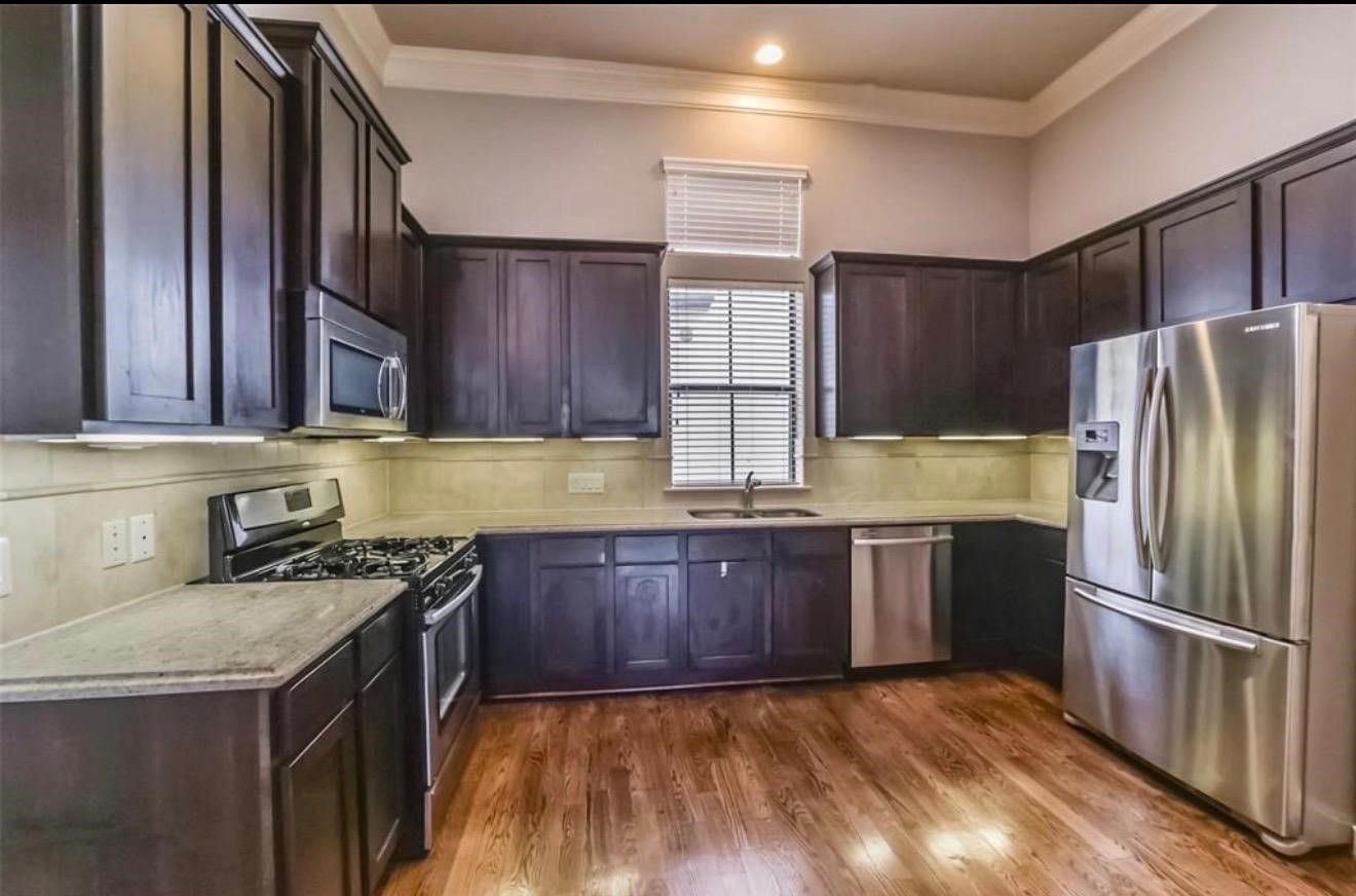 9642 Knight Road Property Photo 17