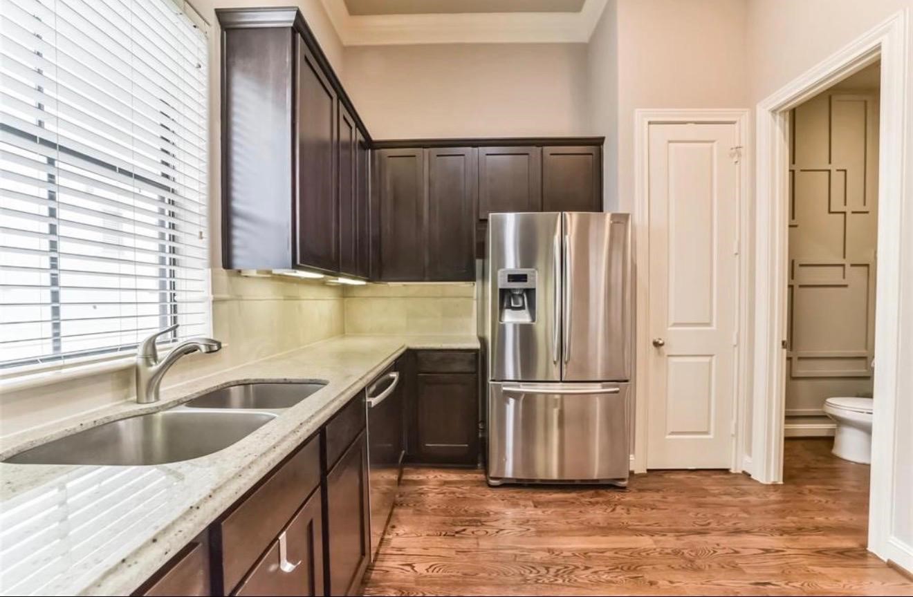 9642 Knight Road Property Photo 18