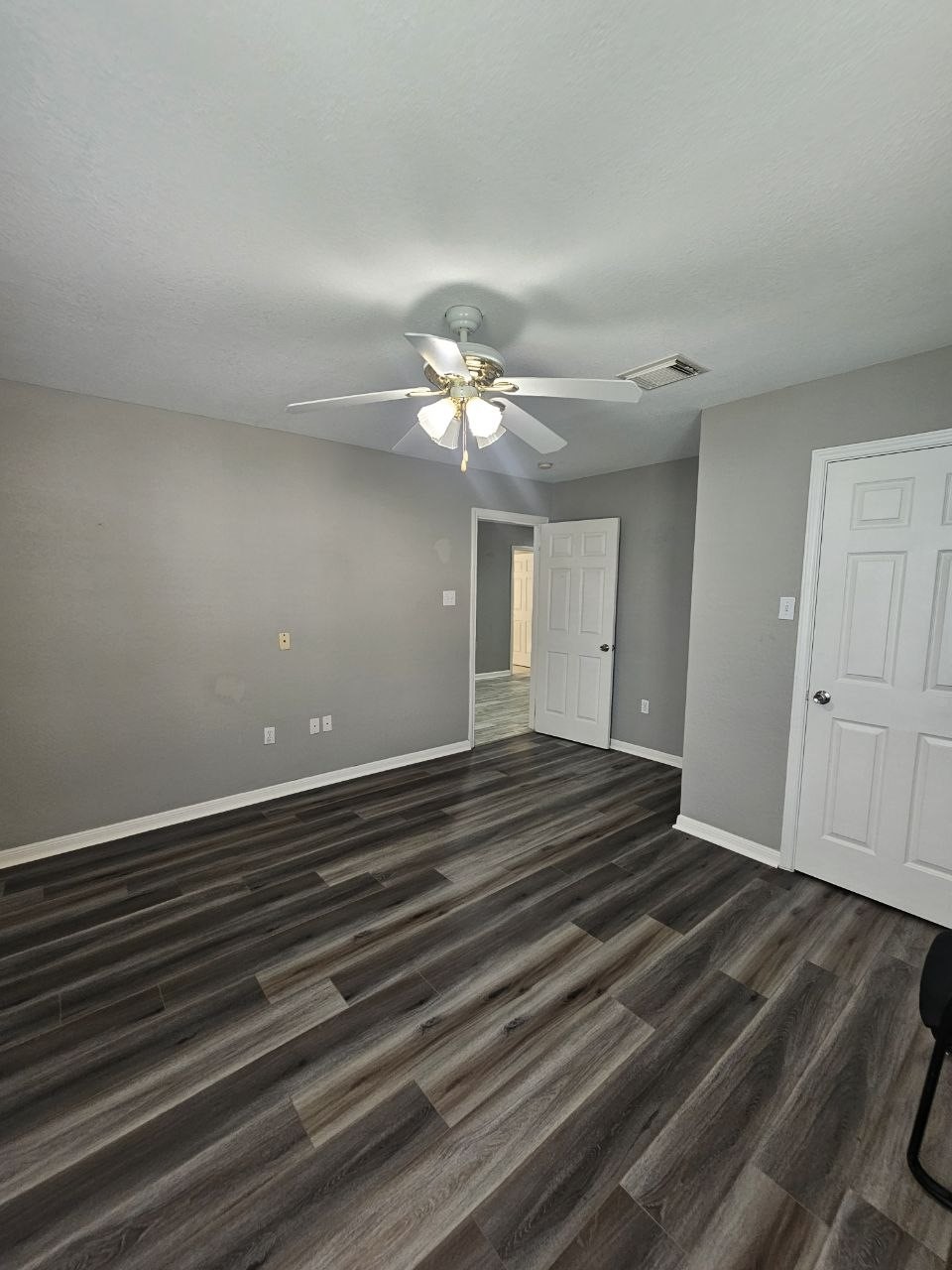 7201 Breen Drive Property Photo 9
