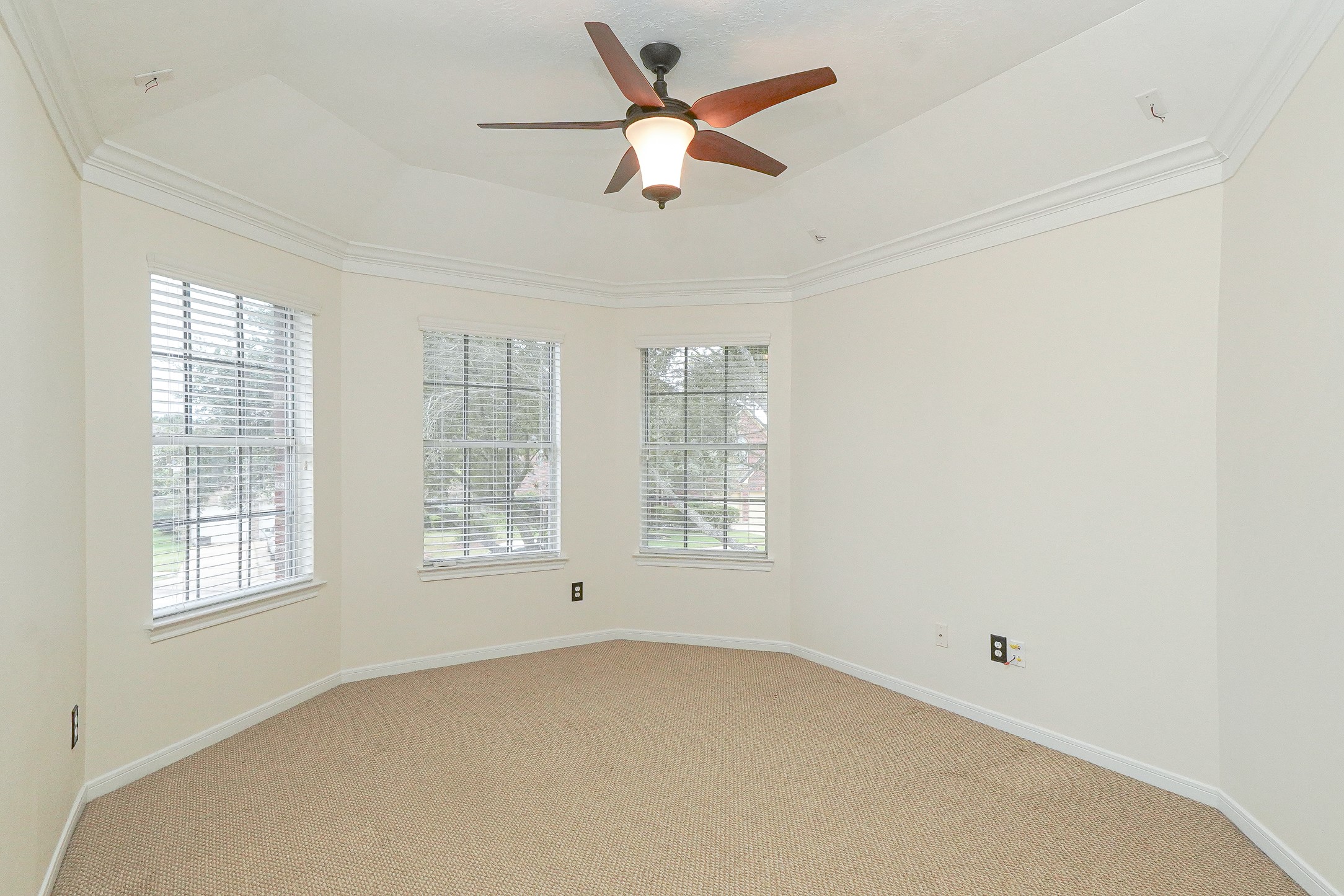 1904 Keswick Court Property Photo 34