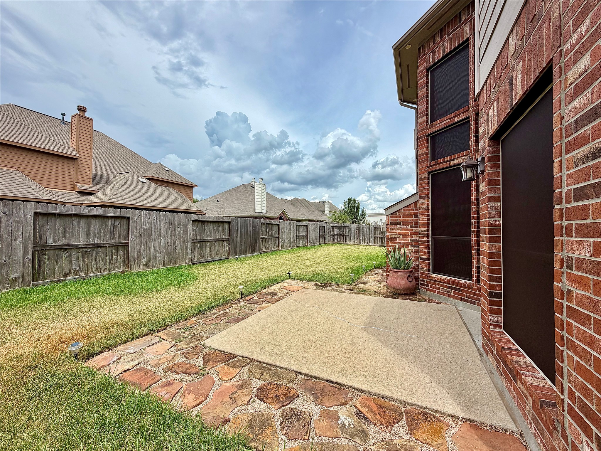 1904 Keswick Court Property Photo 38