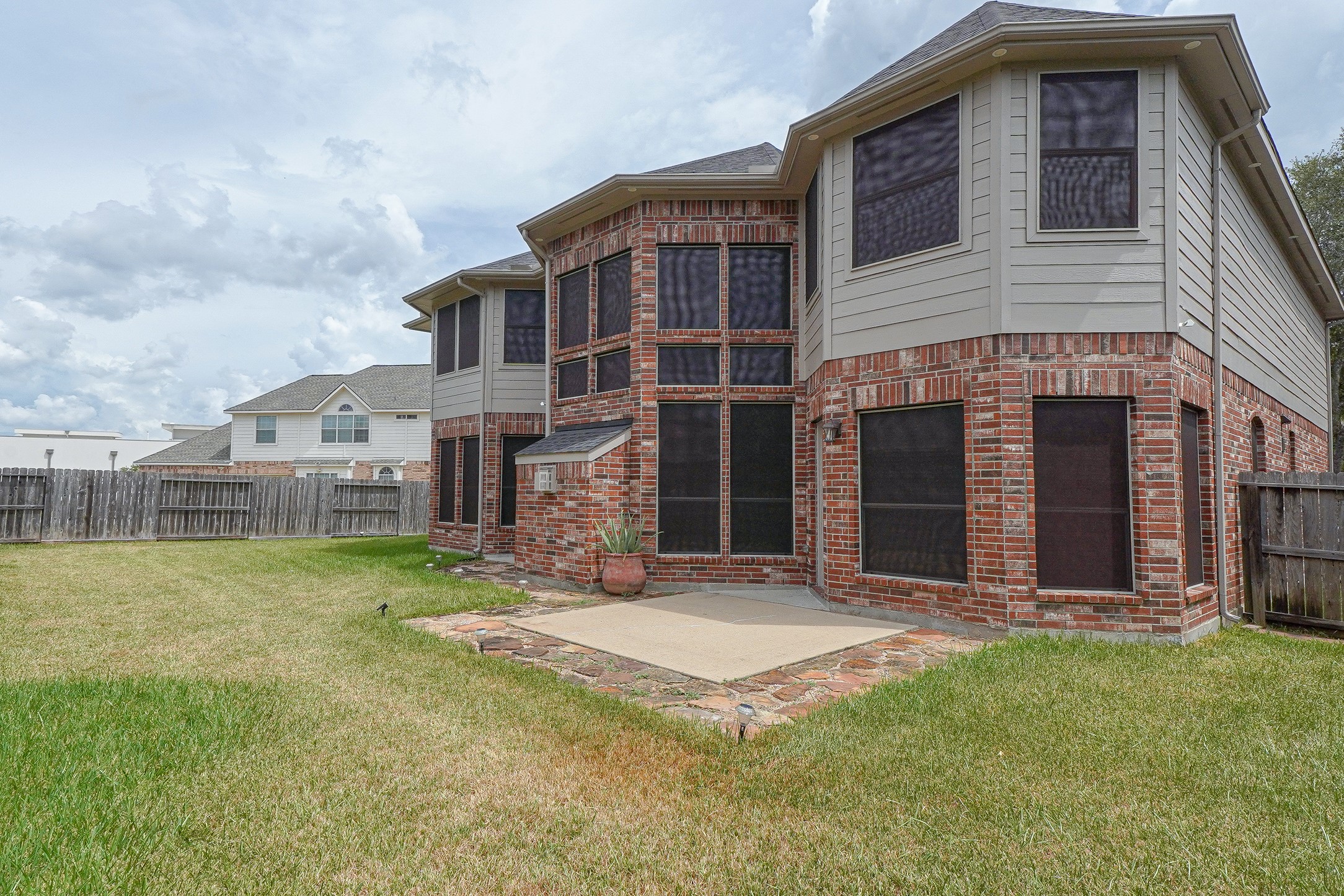 1904 Keswick Court Property Photo 39