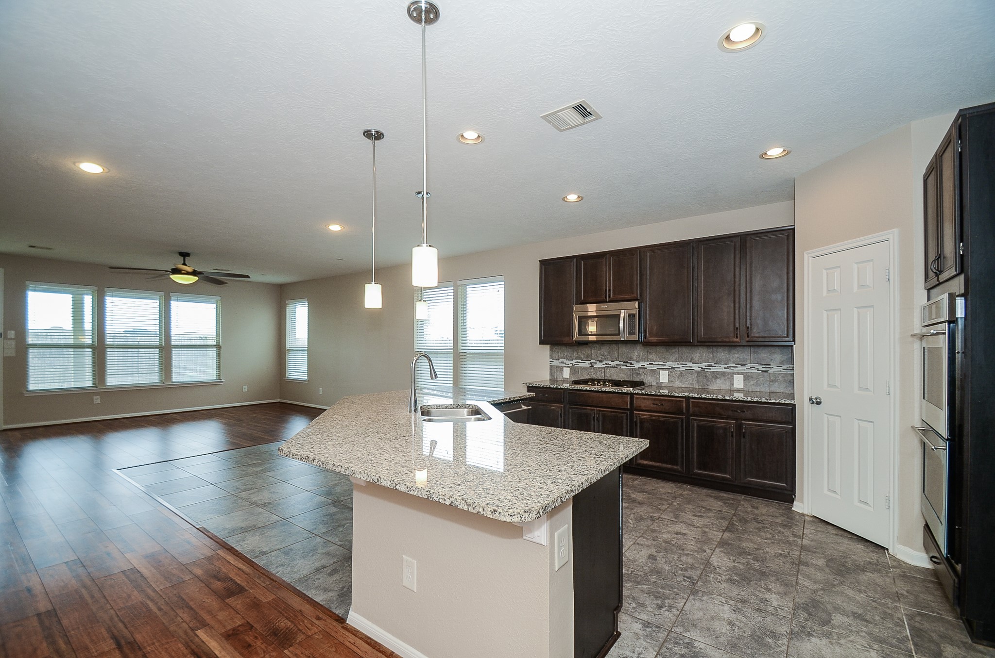 2726 Rice Mill Avenue Property Photo 6