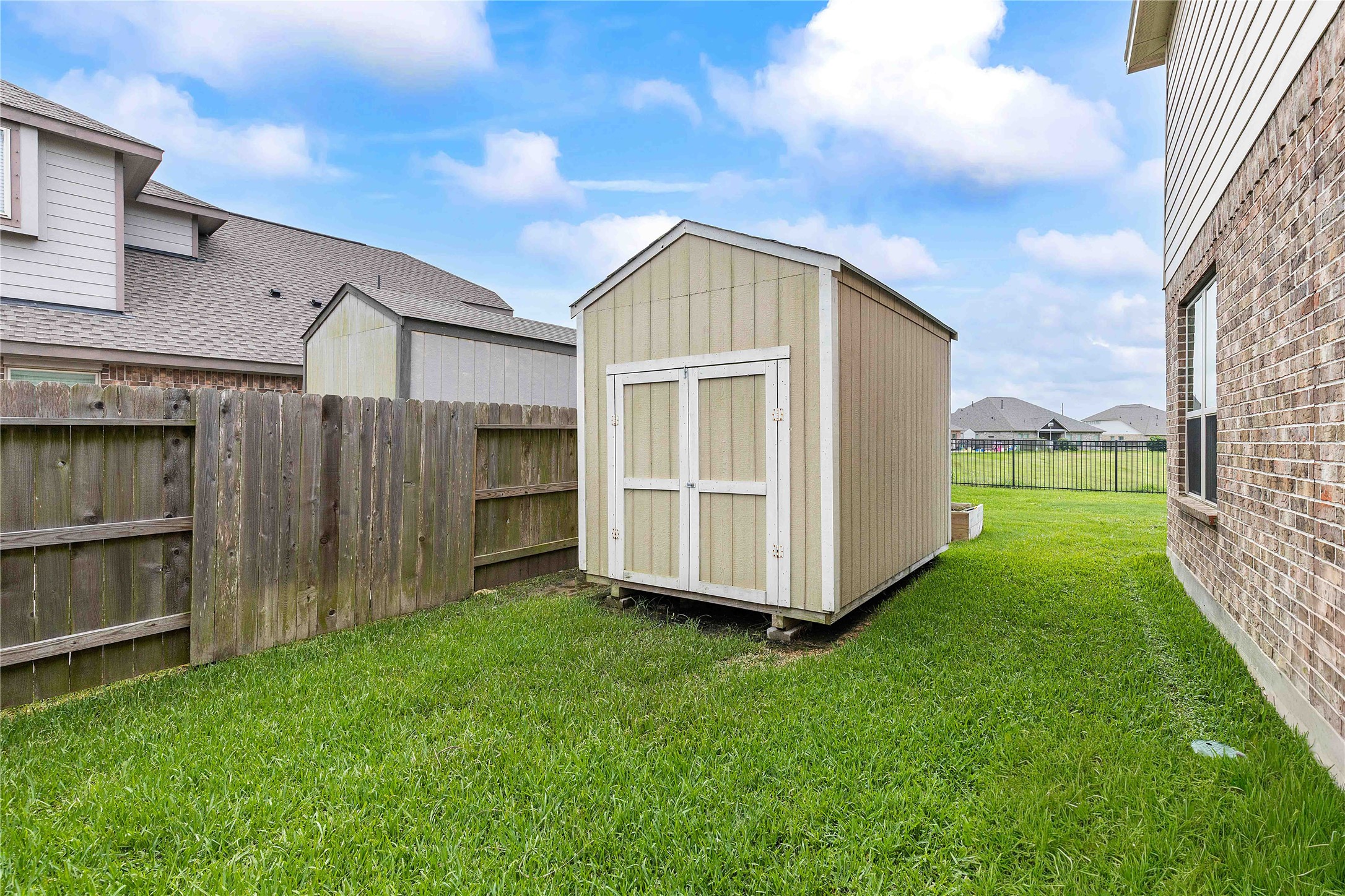 9818 Colonial Downs Drive Property Photo 34