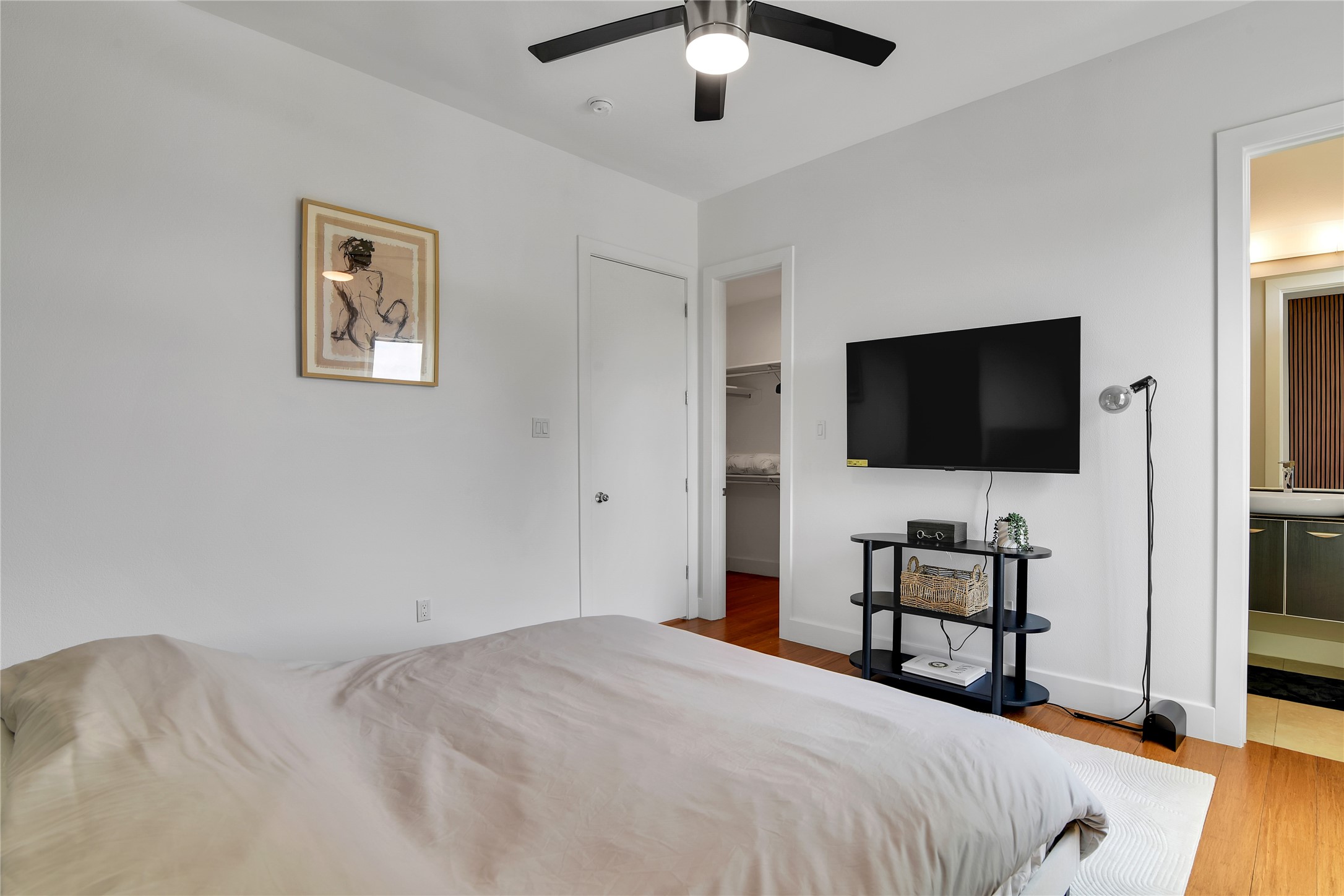 1411 Hickory Street Property Photo 8